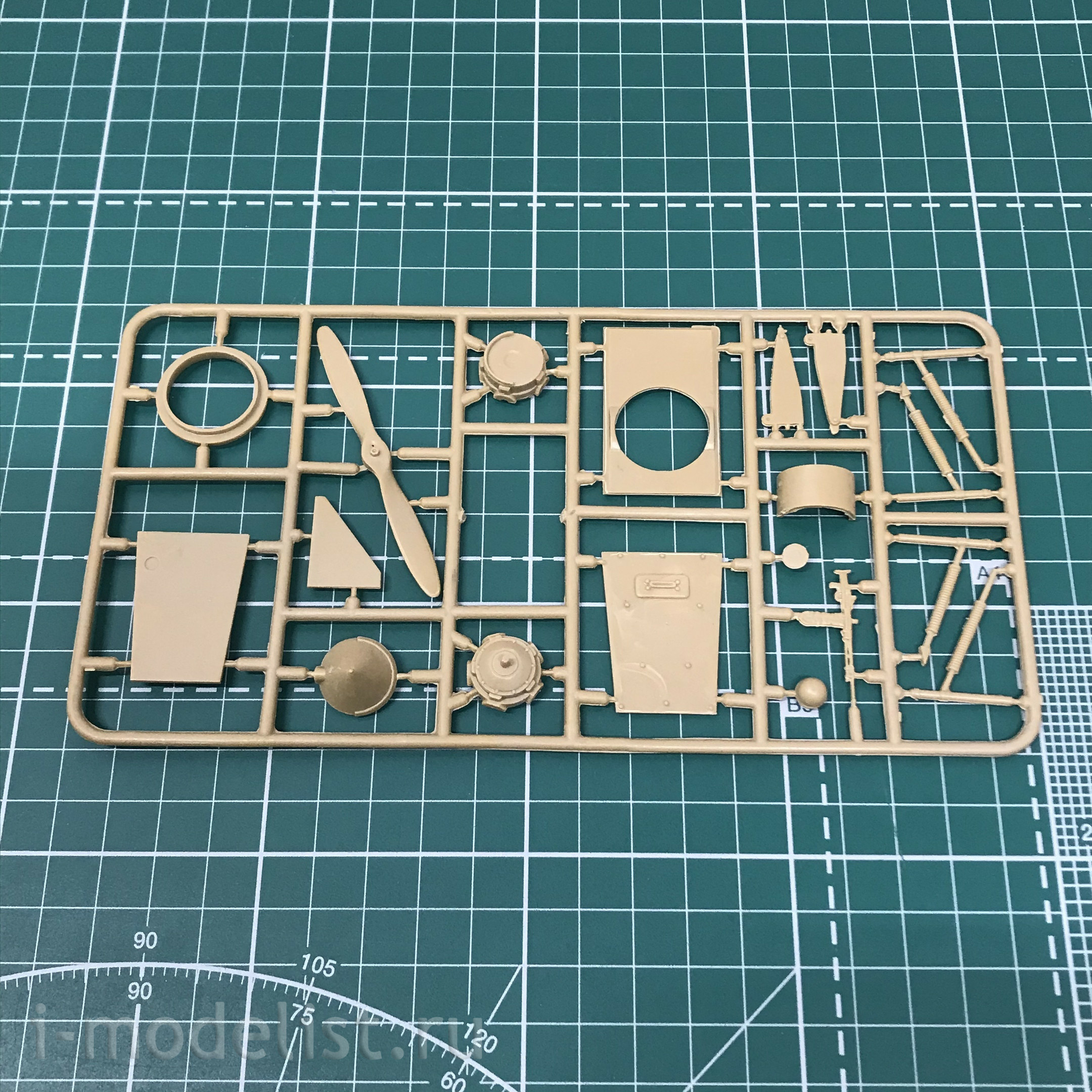 35302 AMG 1/35 Soviet aerosani NKL-26