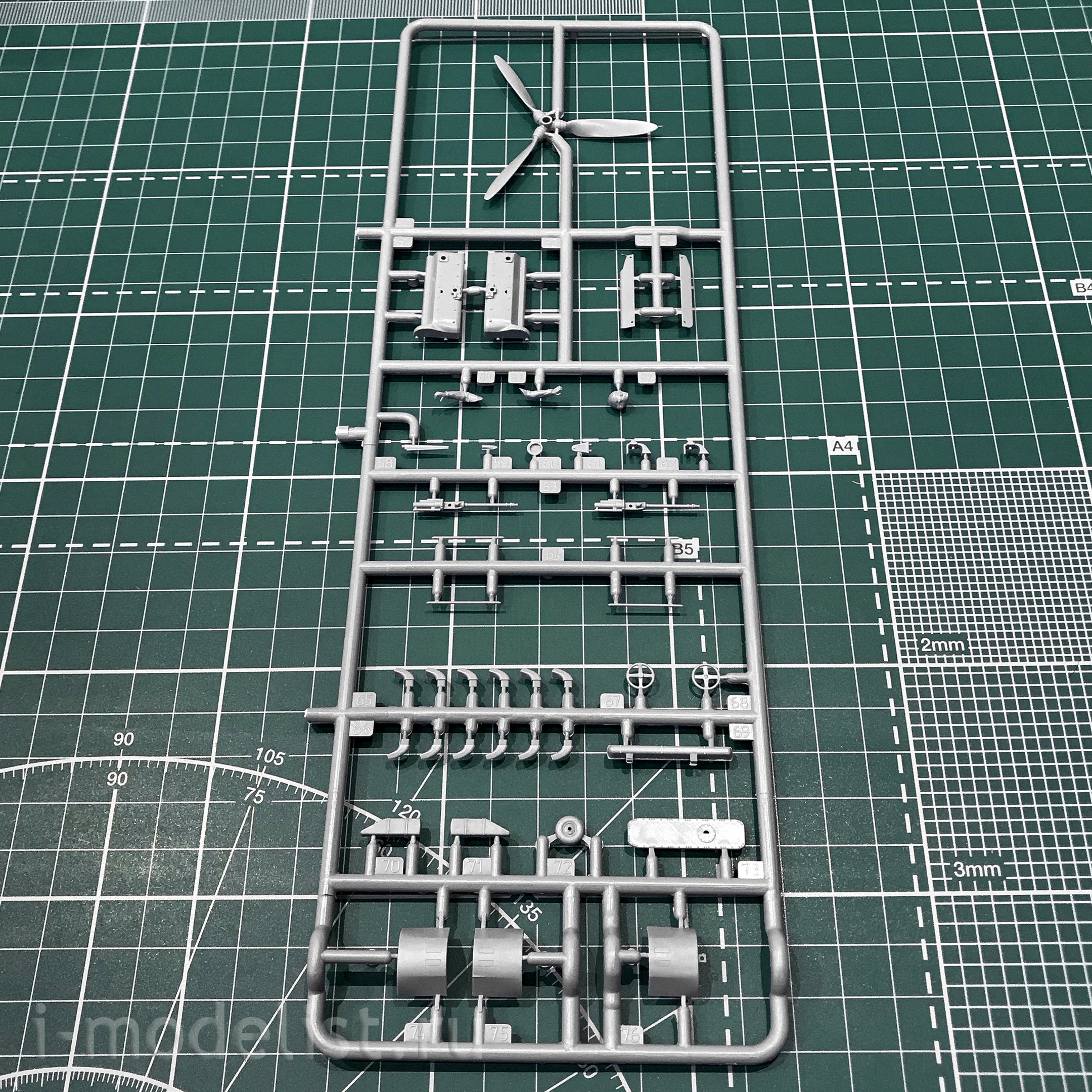 4802 Zvezda 1/48 German fighter 
