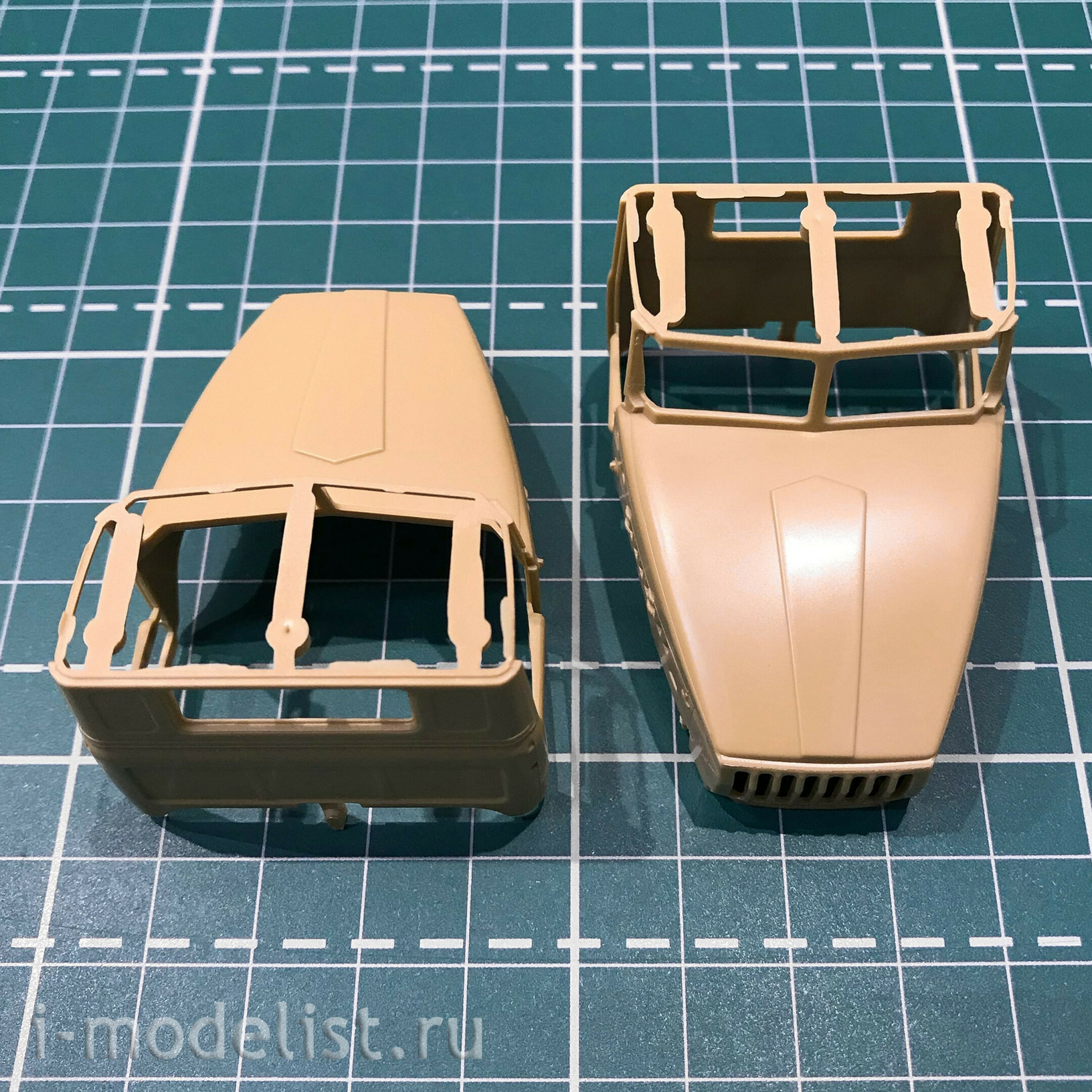 KH80159 Kitty Hawk 1/48 U-4320 / APA-5D