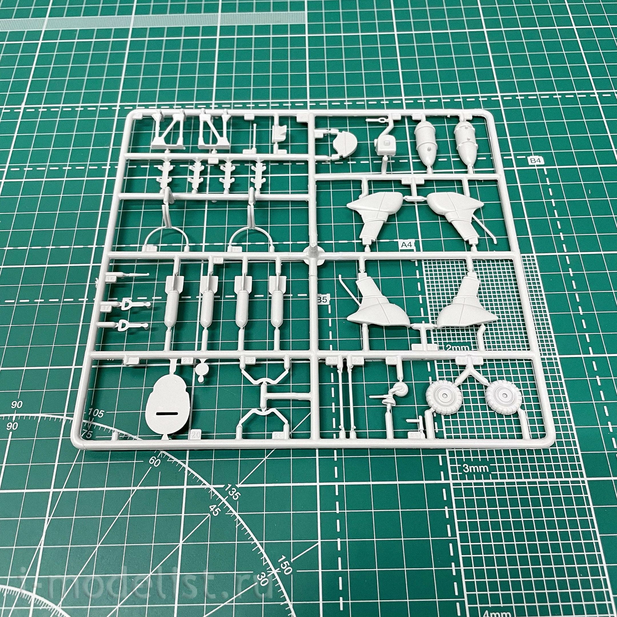 2819 Italeri 1/48 Henschel Hs 123 Aircraft