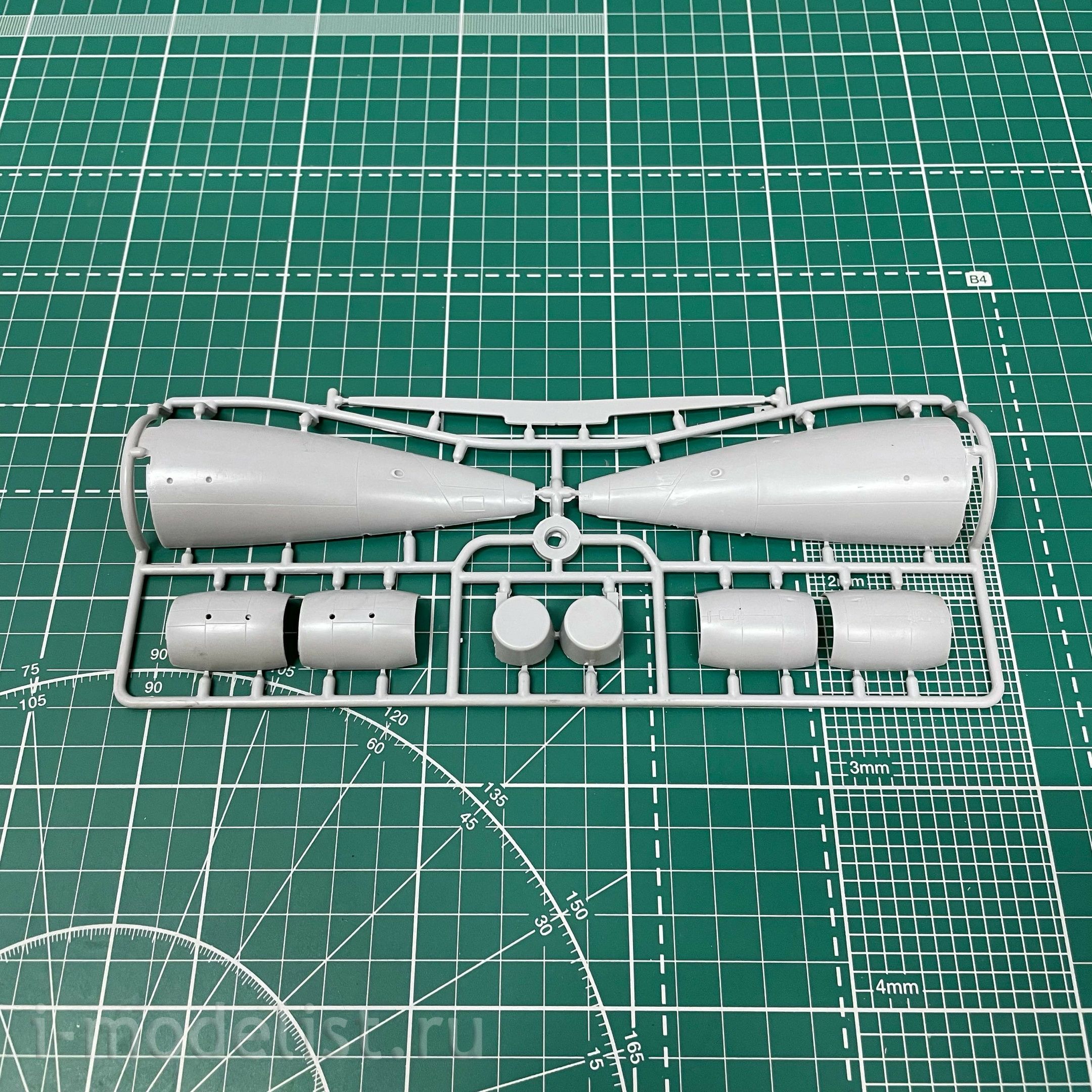 BPK7216 BPK 1/72 Bombardier CRJ-900 American Eagle Aircraft