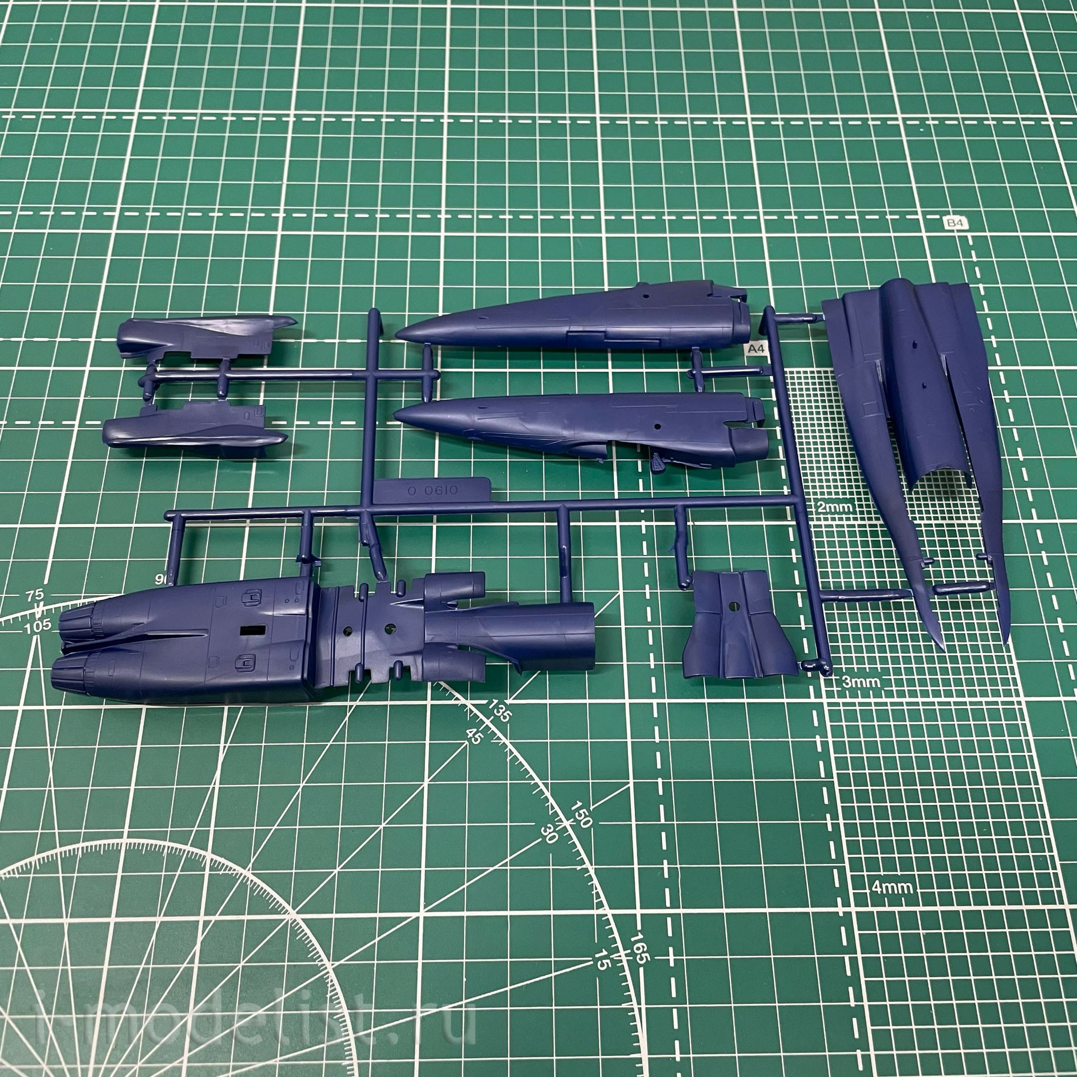11185 Revell 1/72 Hornet F-18 Blue Angels