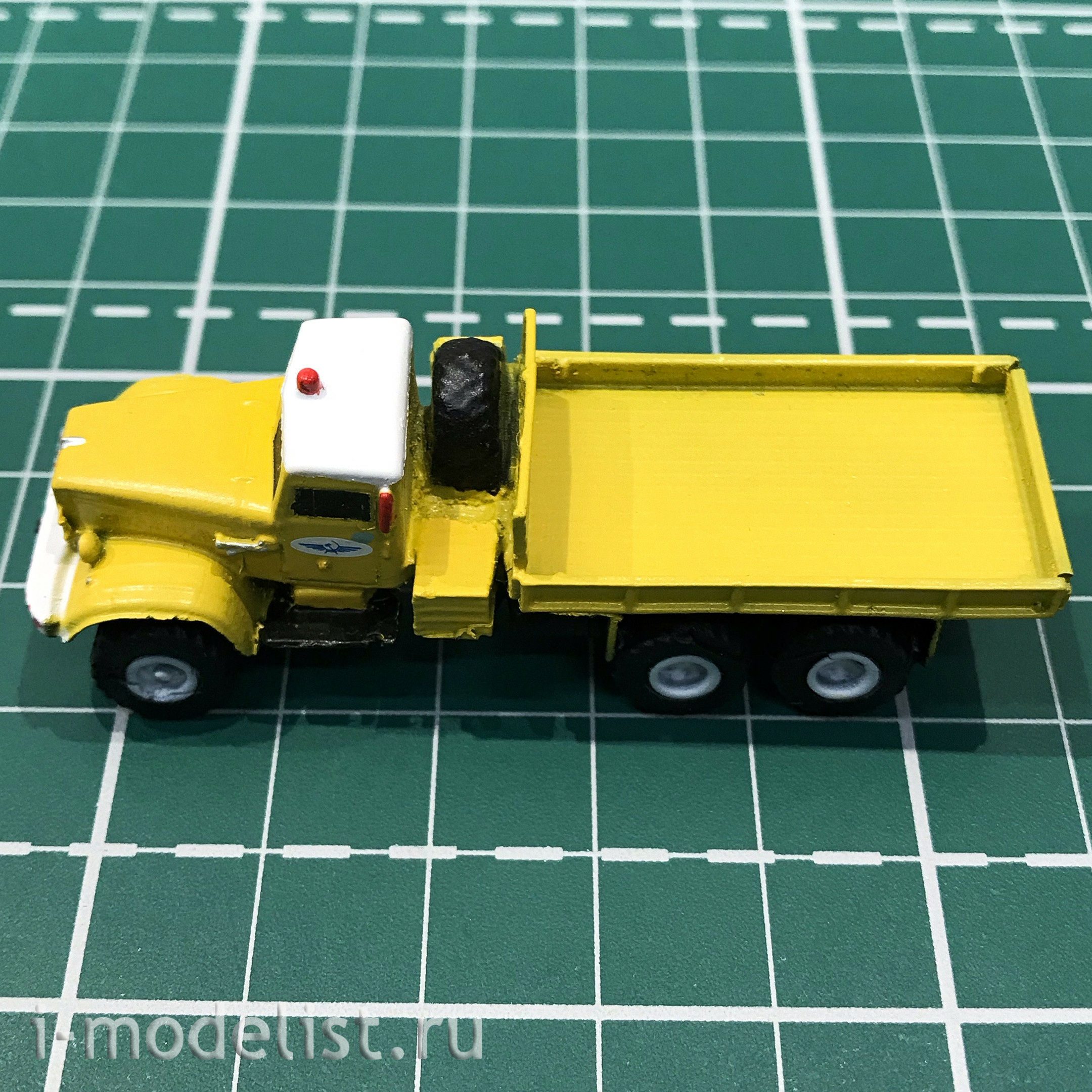 144004 Zebrano 1/144 KrAZ-255B1