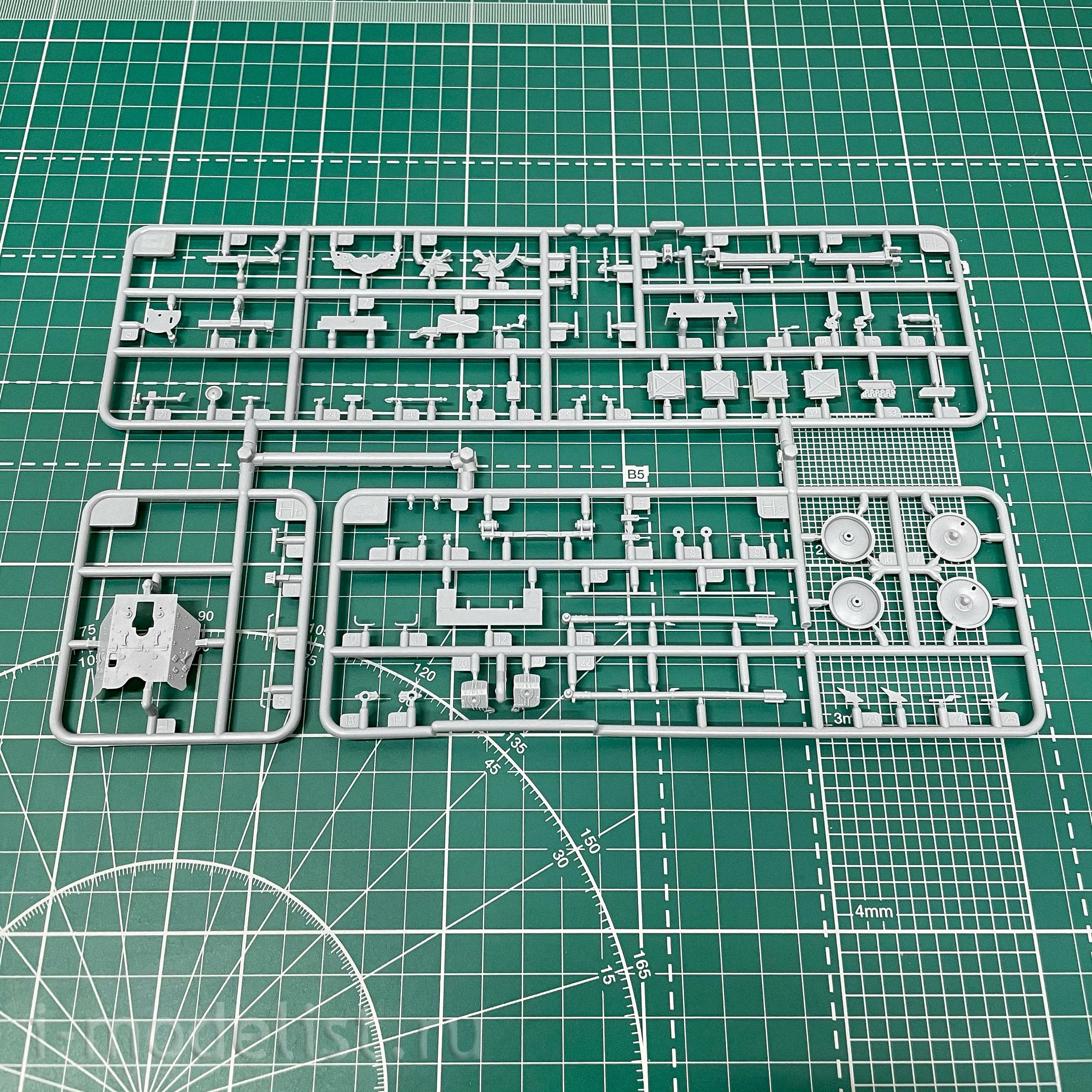 RV35026 Riich 1/35 3,7 cm PaK 36 Anti-Tank Gun