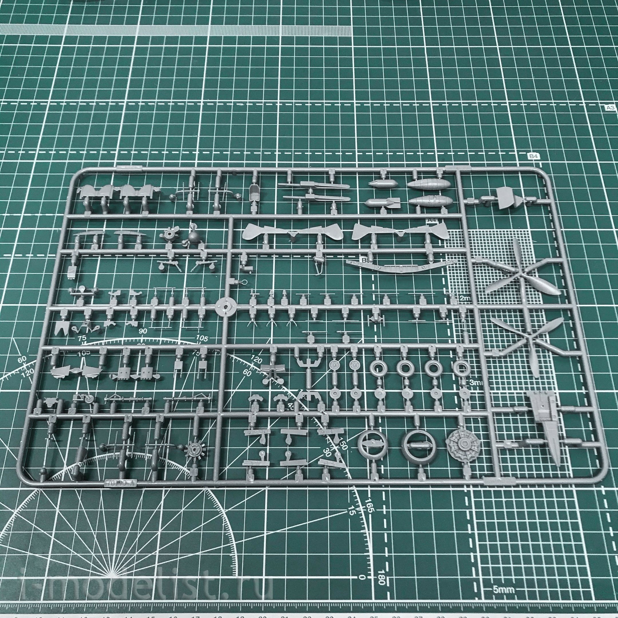 70112 Edward 1/72 Fw 190A-8/ R2