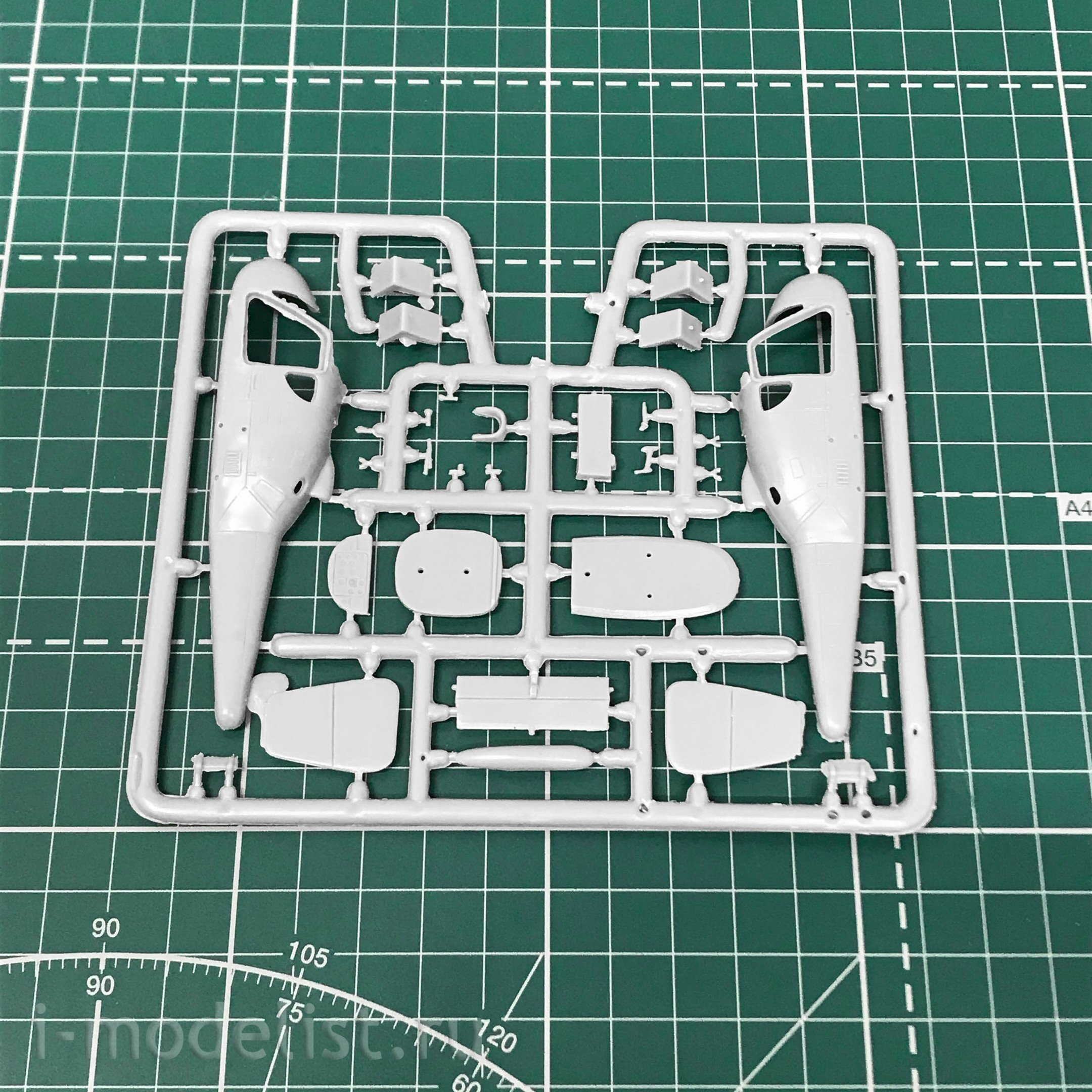 7252 Amodel 1/72 Helicopter 