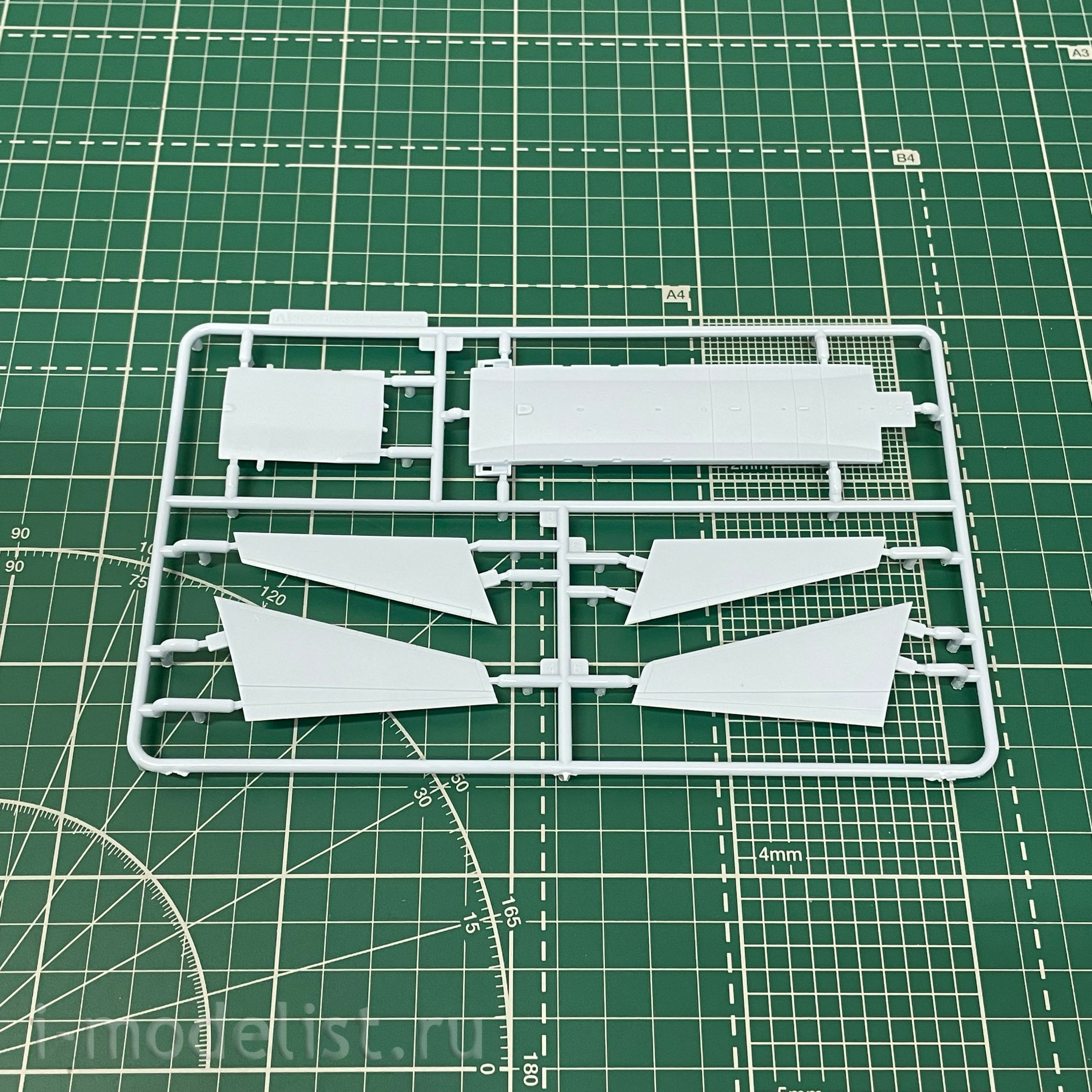 055083 Aoshima 1/144 J.A.S.D.F Transporter C-2