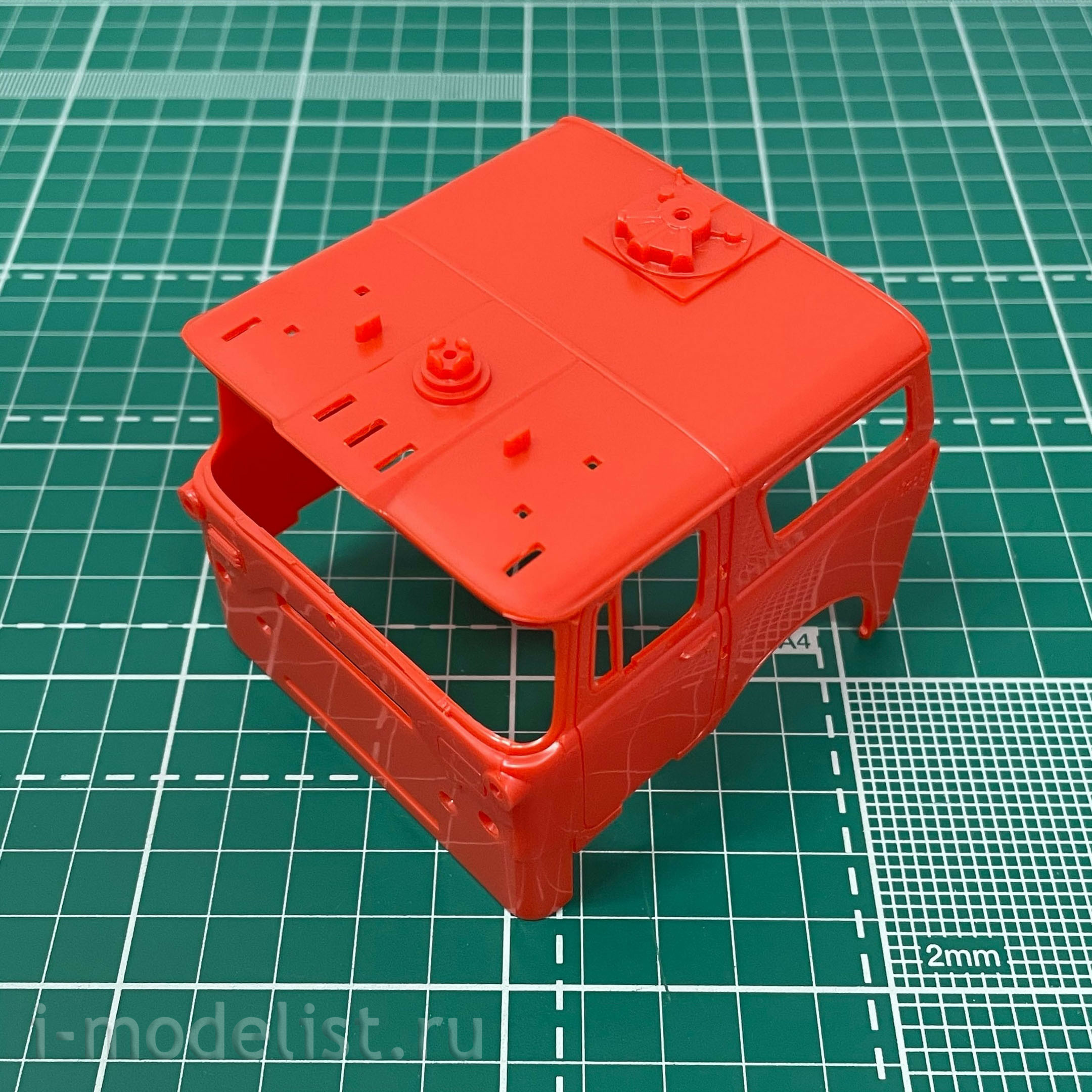 11225 Revell 1/32 Fire Truck Max Mack Fire Pumper
