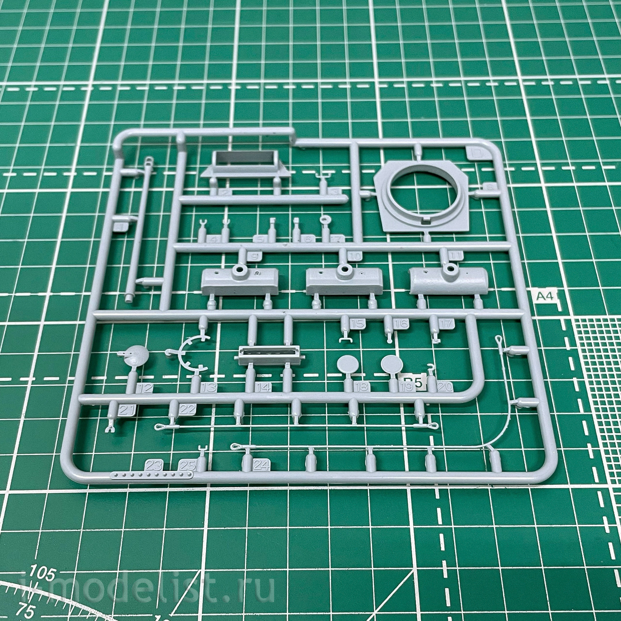 VS720003 Vespid Models 1/72 German tank Pz.Kpfw. V 'Panther' Ausf. G (late)