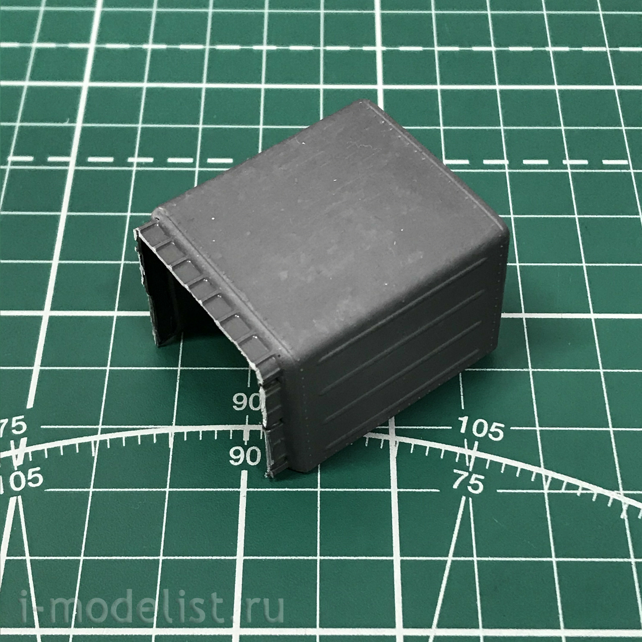 35008 GunTower Models 1/35 Soviet cargo scooter Kit 2 (booth)