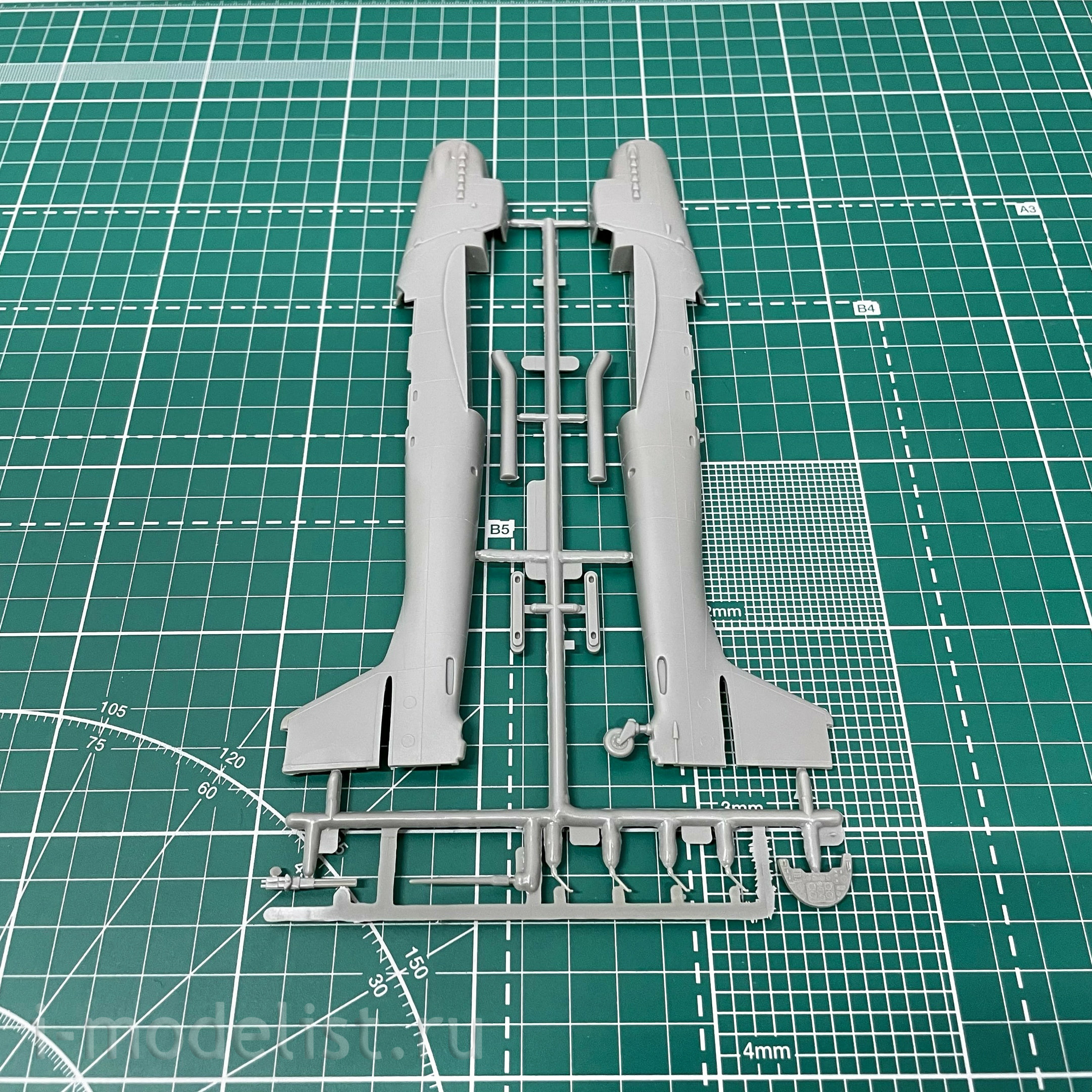 15270 Revell 1/48 STUKA JU 87G-1 Bomber