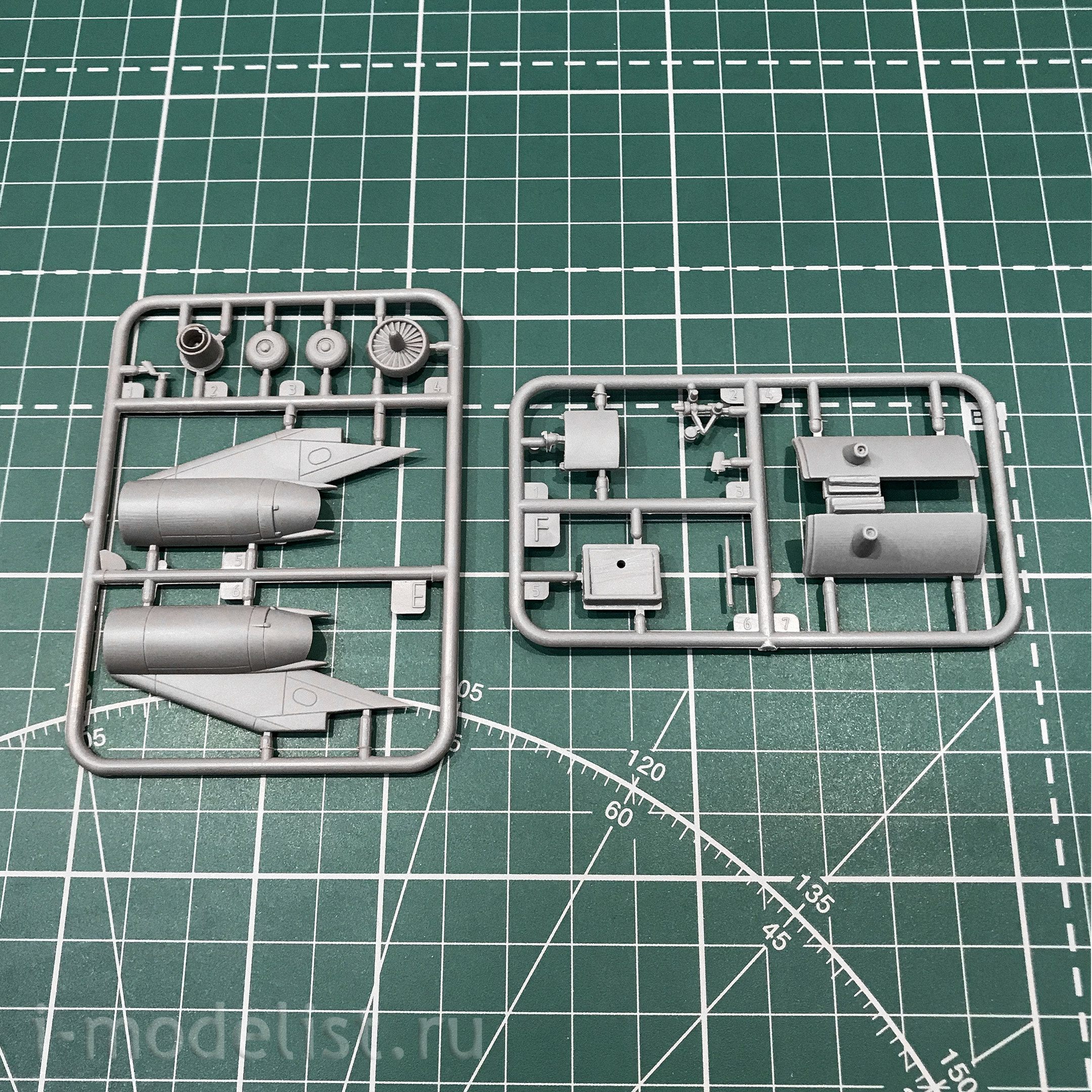 331 Roden 1/144 C-141B Zvezdalifter