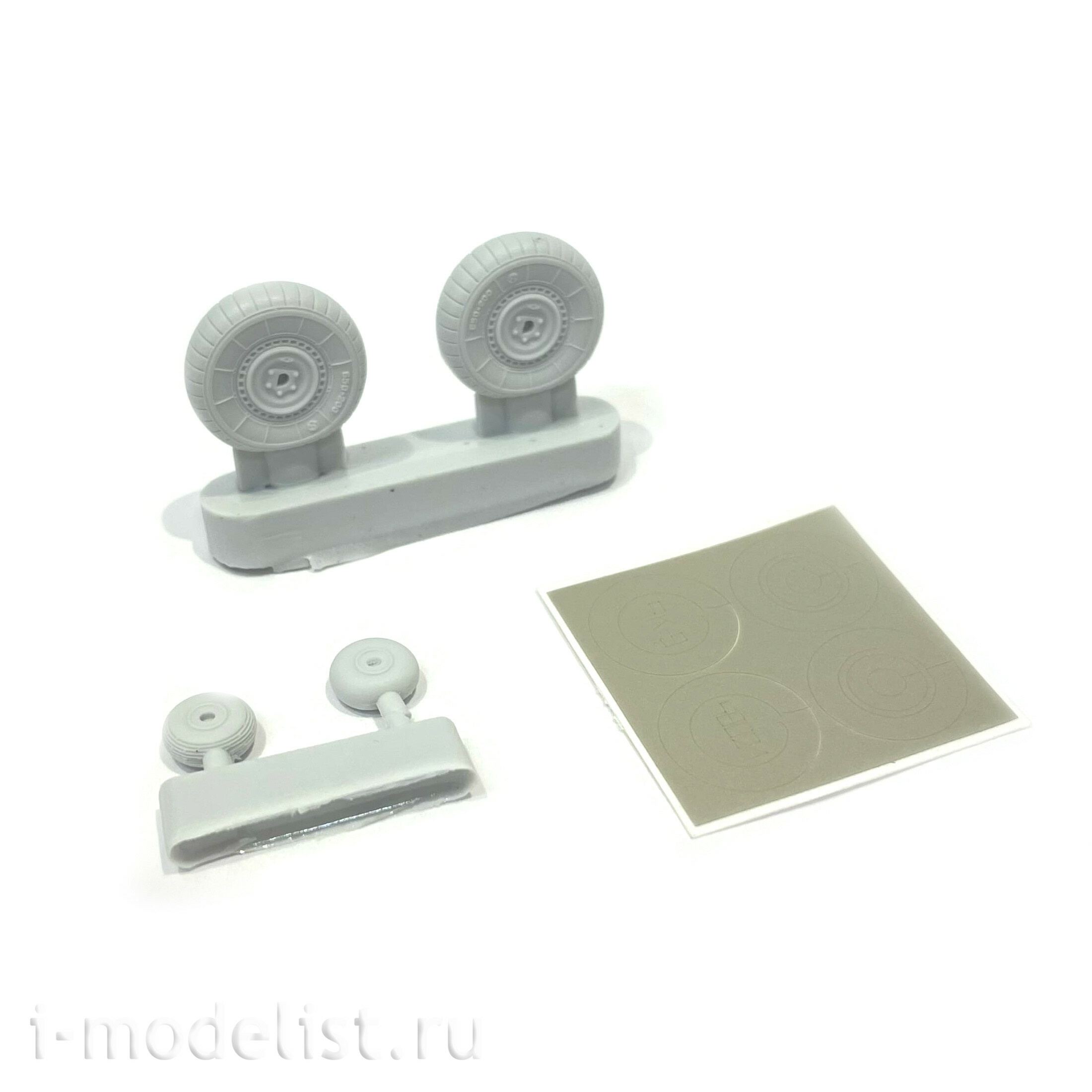 4815P Zvezda 1/48 Combo Set: Soviet Yak-9D Fighter + RS48021 E.V.M. Chassis wheels (for unpaved airfields)