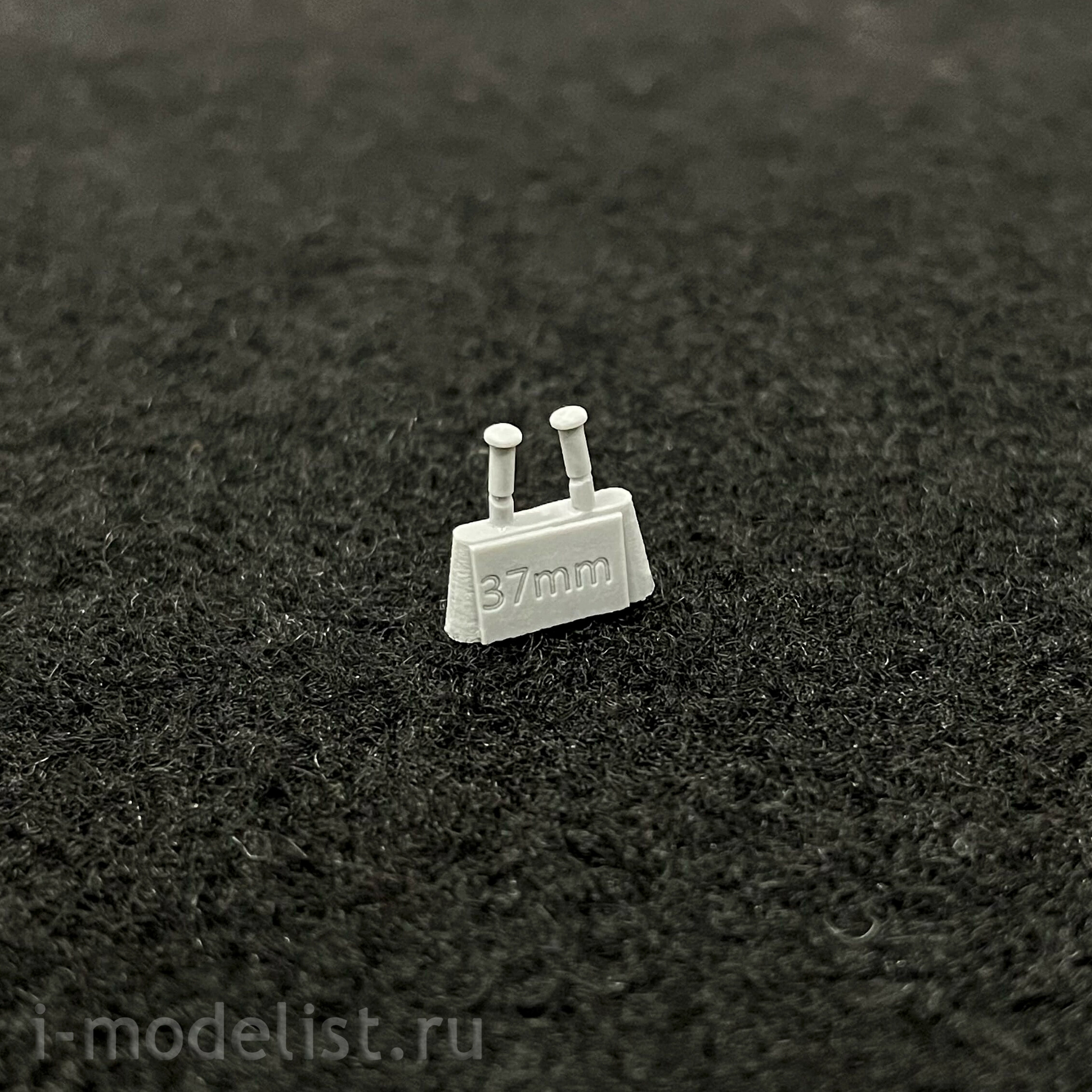 GR35Rk011 Facet 1/35 37 mm McClean automatic cannon model 1916 on a wheeled machine