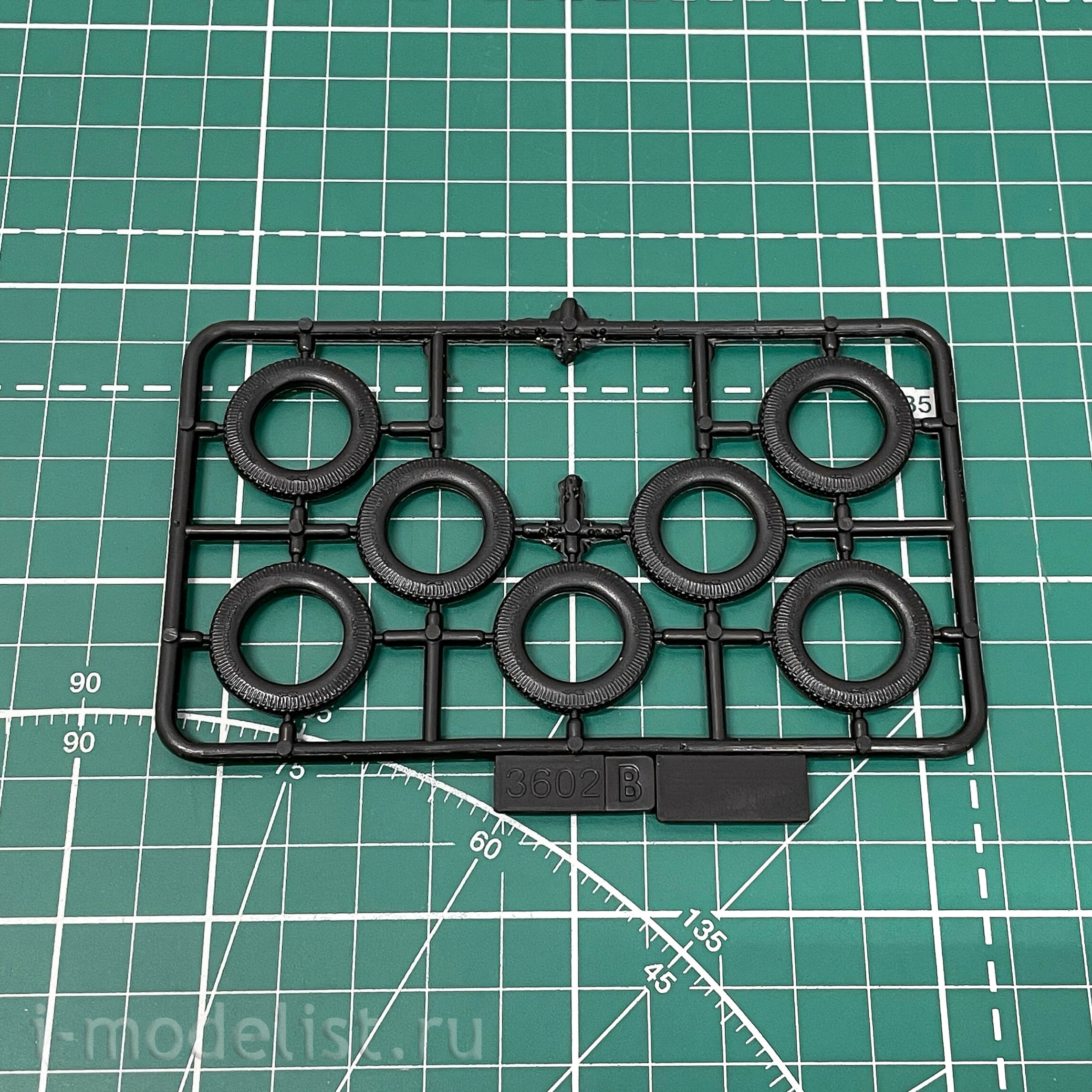 3602 Zvezda 1/35 Truck GAS-AA