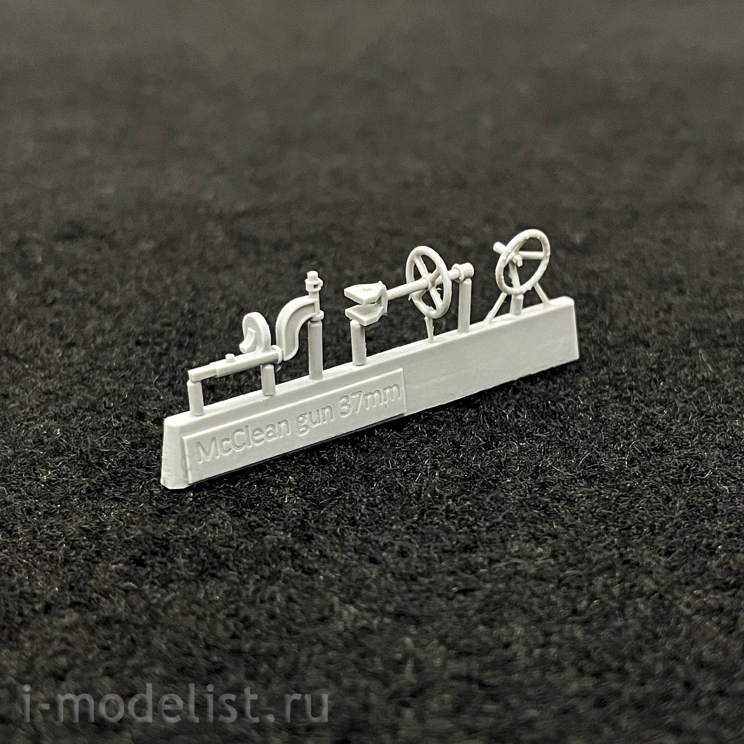 GR35Rk011 Facet 1/35 37 mm McClean automatic cannon model 1916 on a wheeled machine