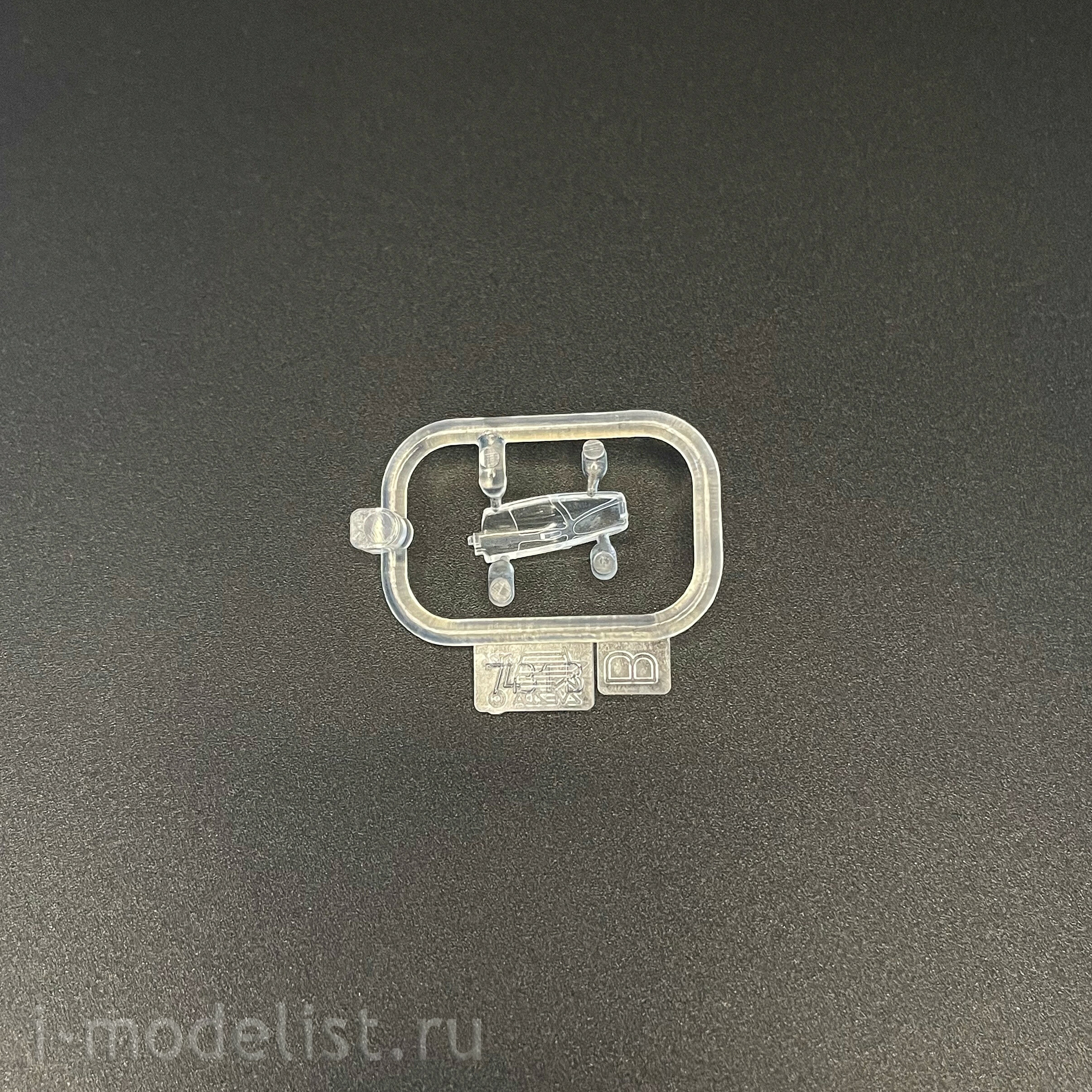 7431 Zvezda 1/144 Советский штурмовик Су-25