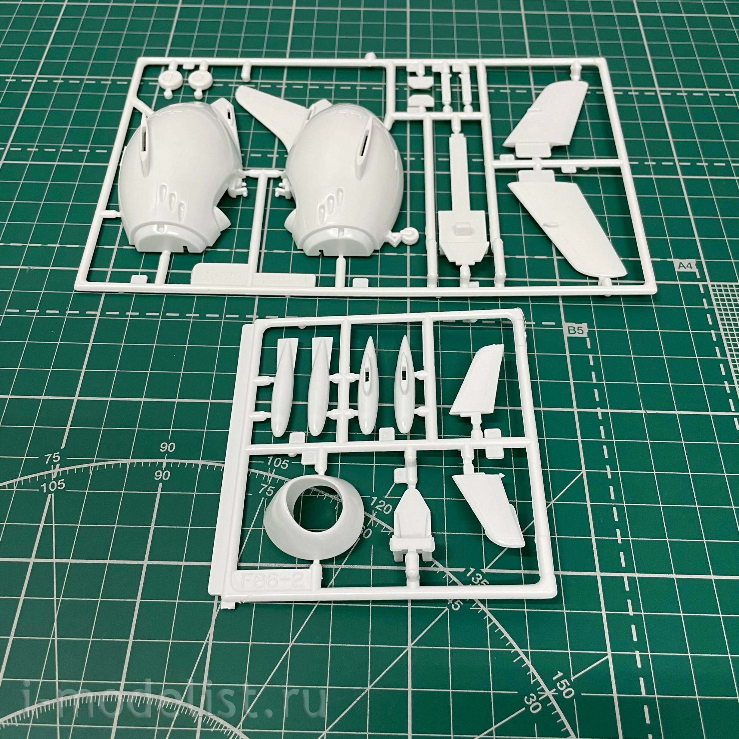 60126 Hasegawa Egg Plane F-86 