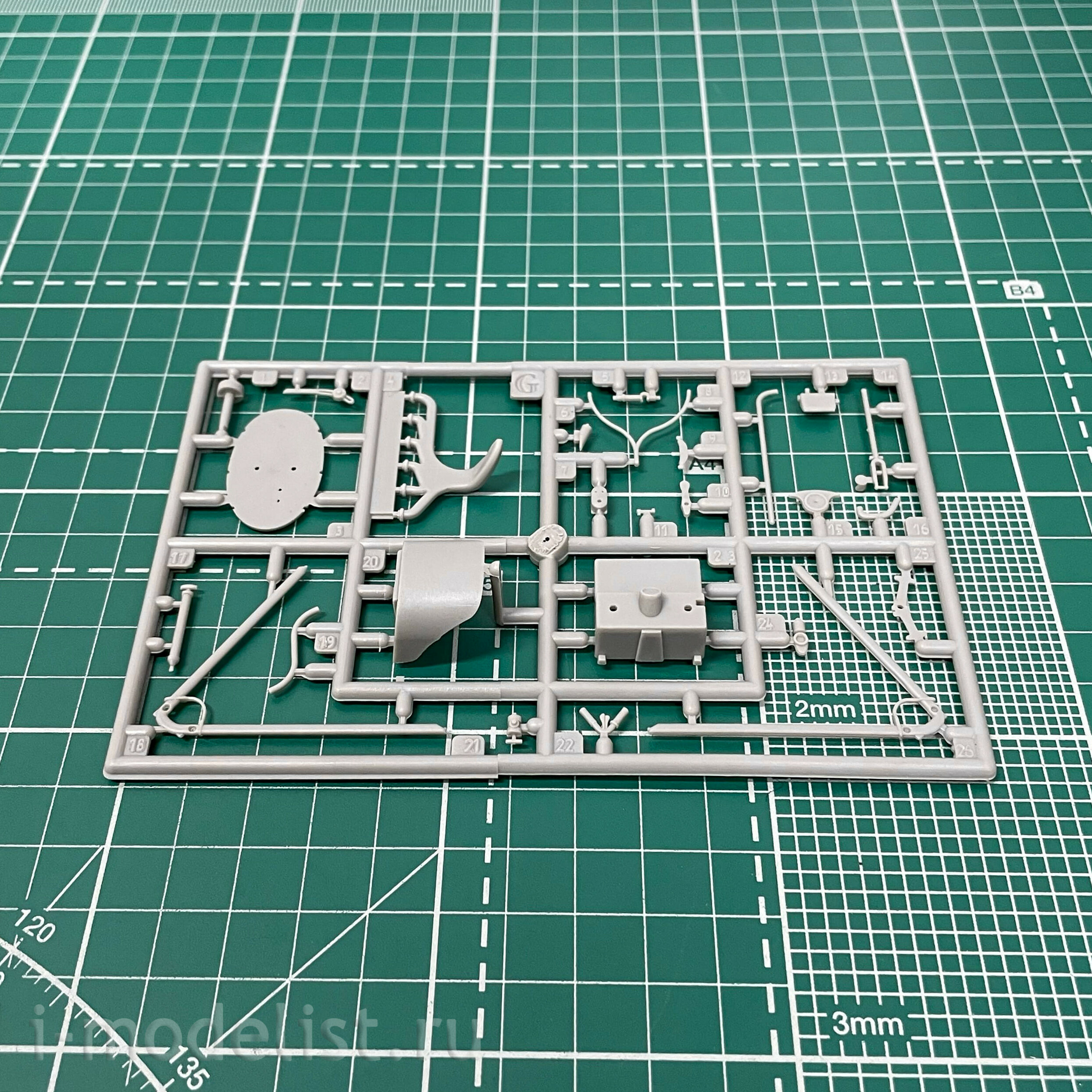 613 Roden 1/32 Pfalz D. III Aircraft
