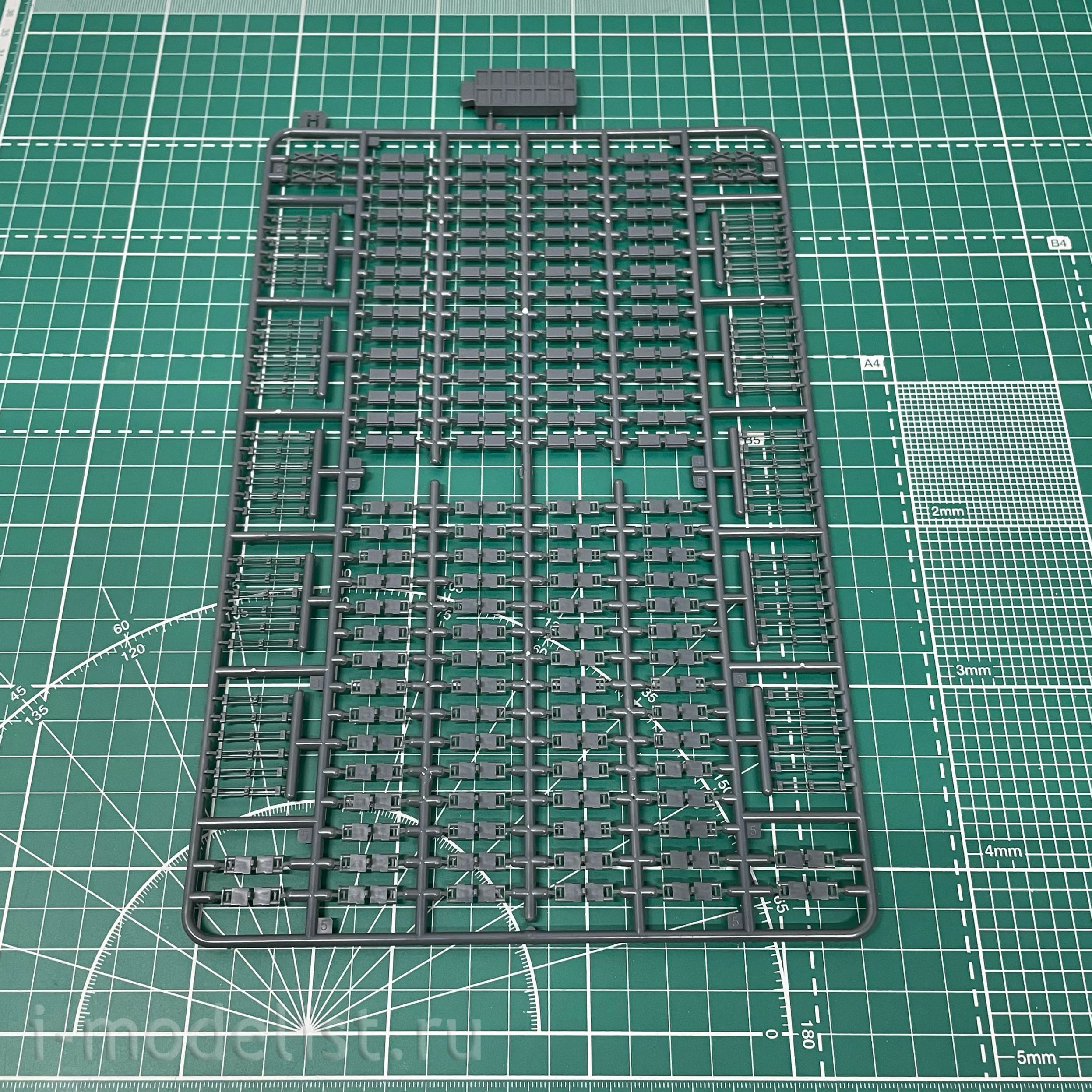 RM-5065 Rye Field Model 1/35 Leopard 2A6 Main Battle Tank with Working Tracks