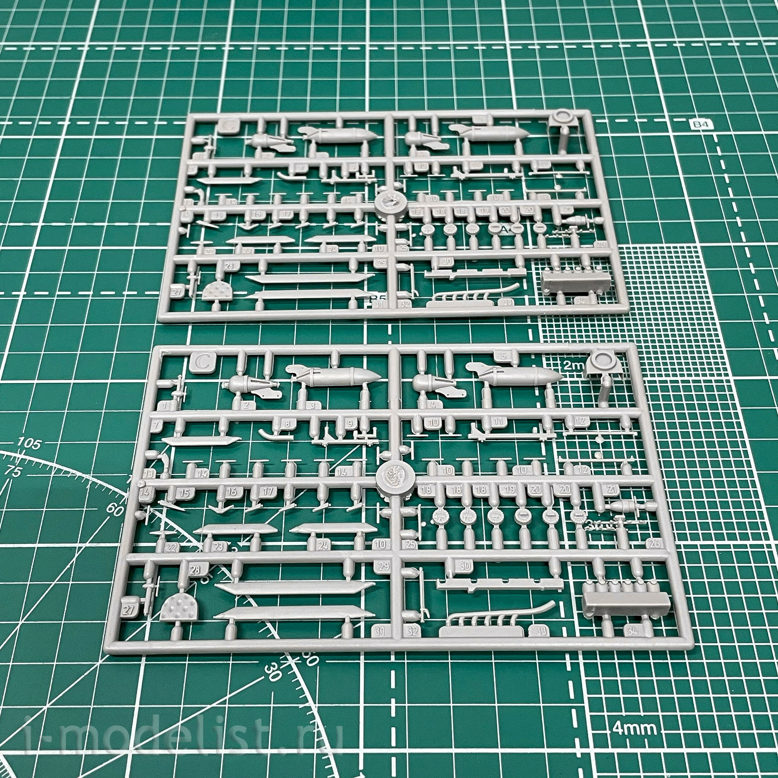 422 Roden 1/48 De Havilland D. H. 4 (EAGLE)