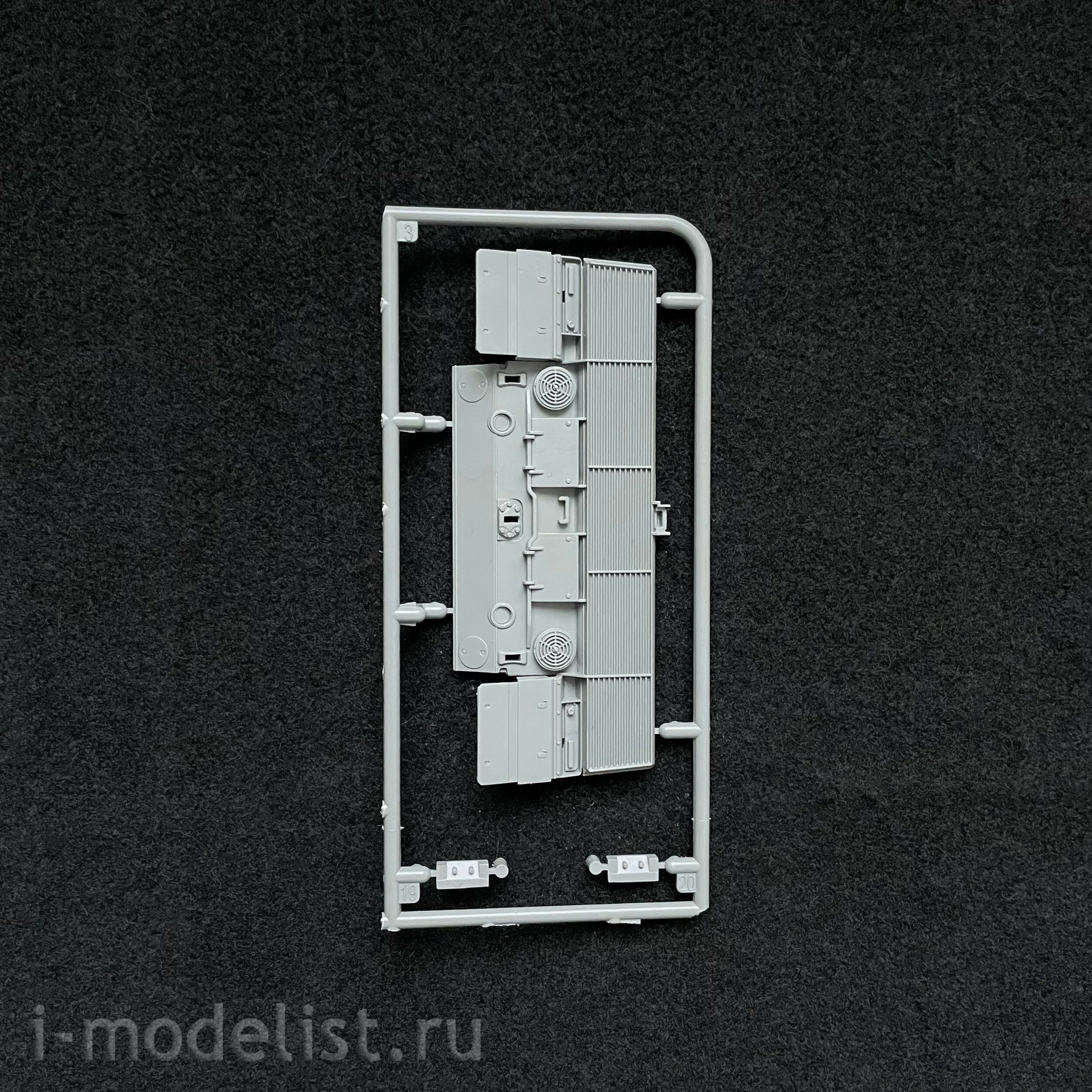 BT-011 Border Model 1/35 Armored Engineering vehicle KODIAK Swiss series \ German Demonstrator EV-3 Pionierpanzer (2in1)