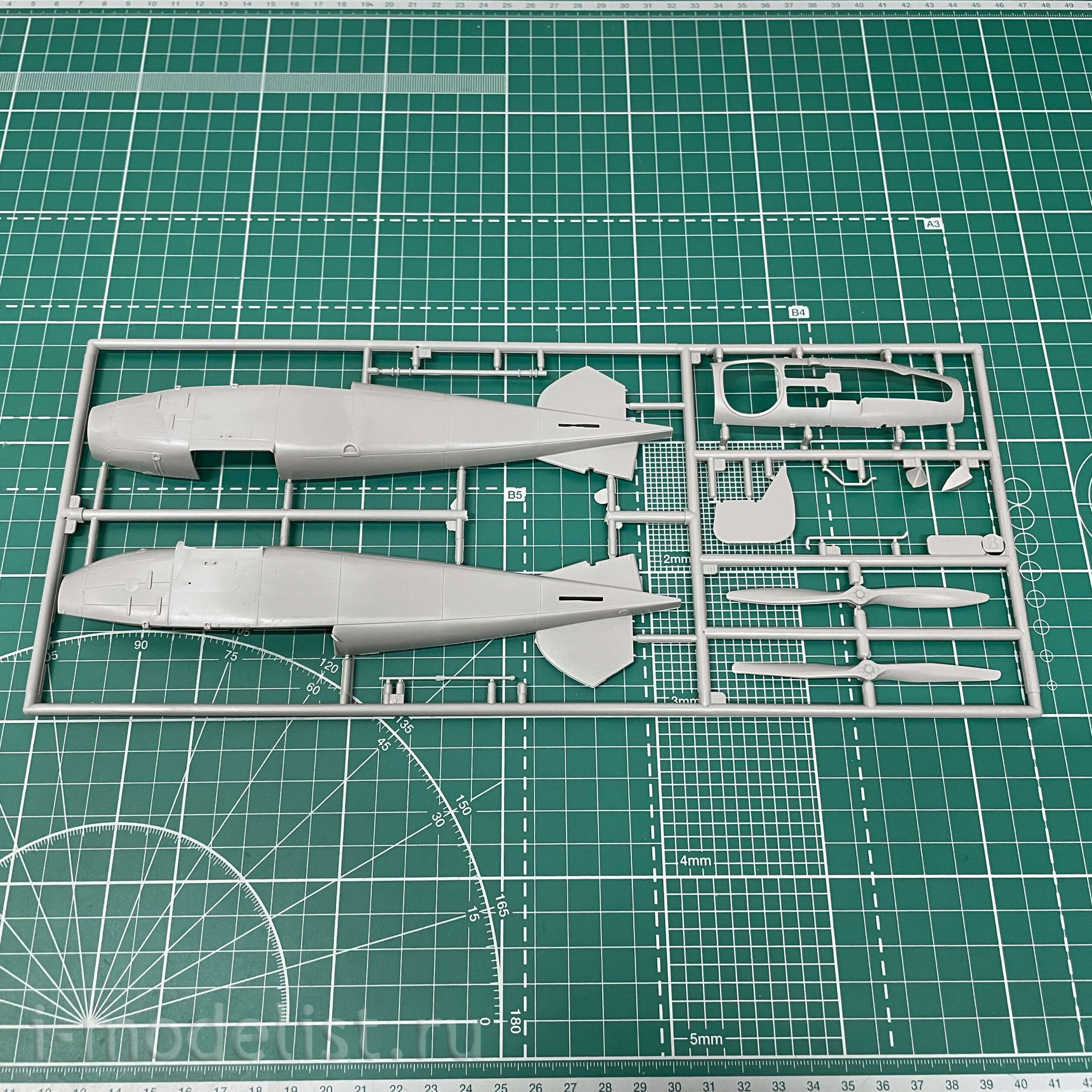 606 Roden 1/32 Albatros D. III Aircraft