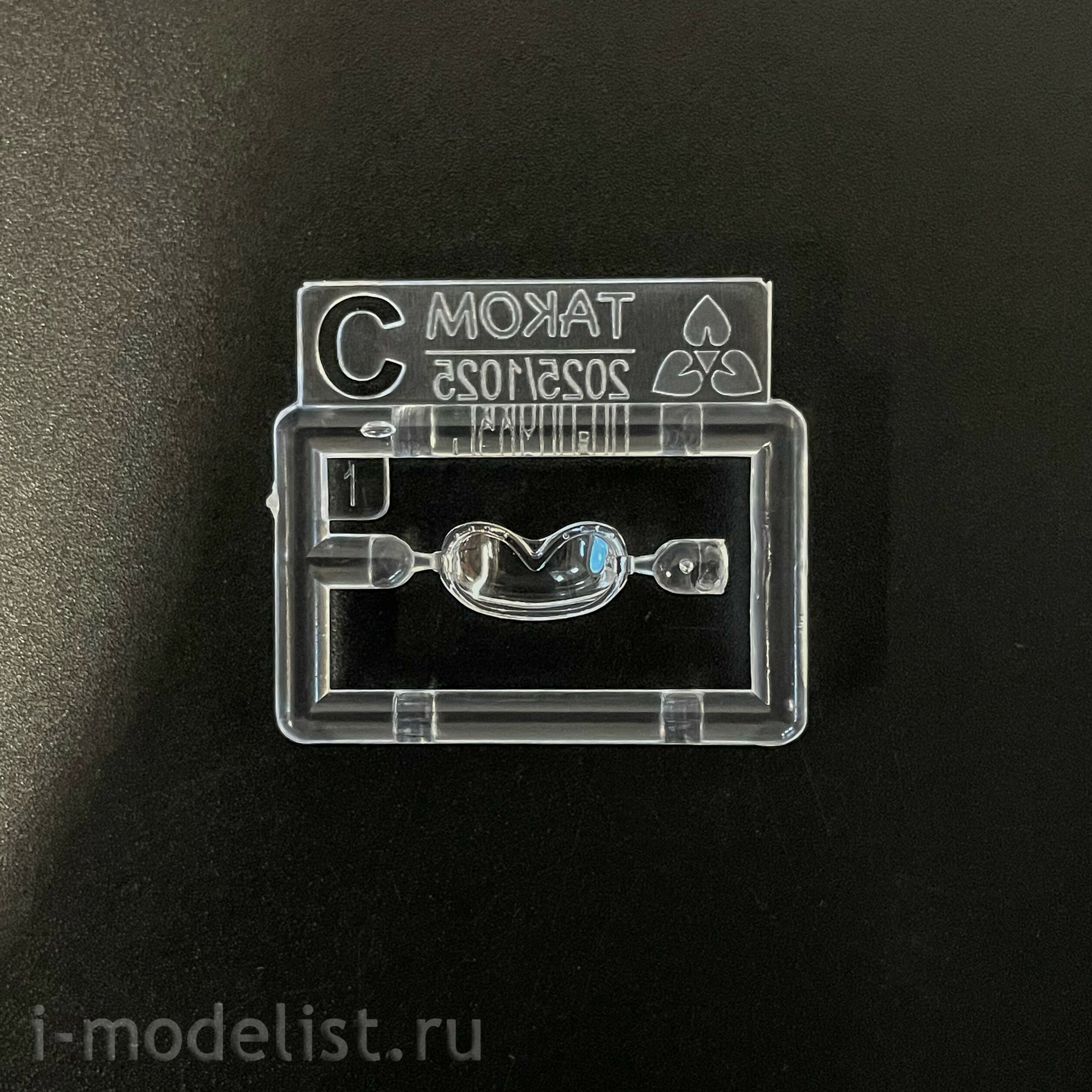 2205W Takom 1/35 Набор Sherman Box: M4A1 (76w) HVSS + M1 Super Sherman + фигура члена экипажа танка армии США в 1/16 масштабе