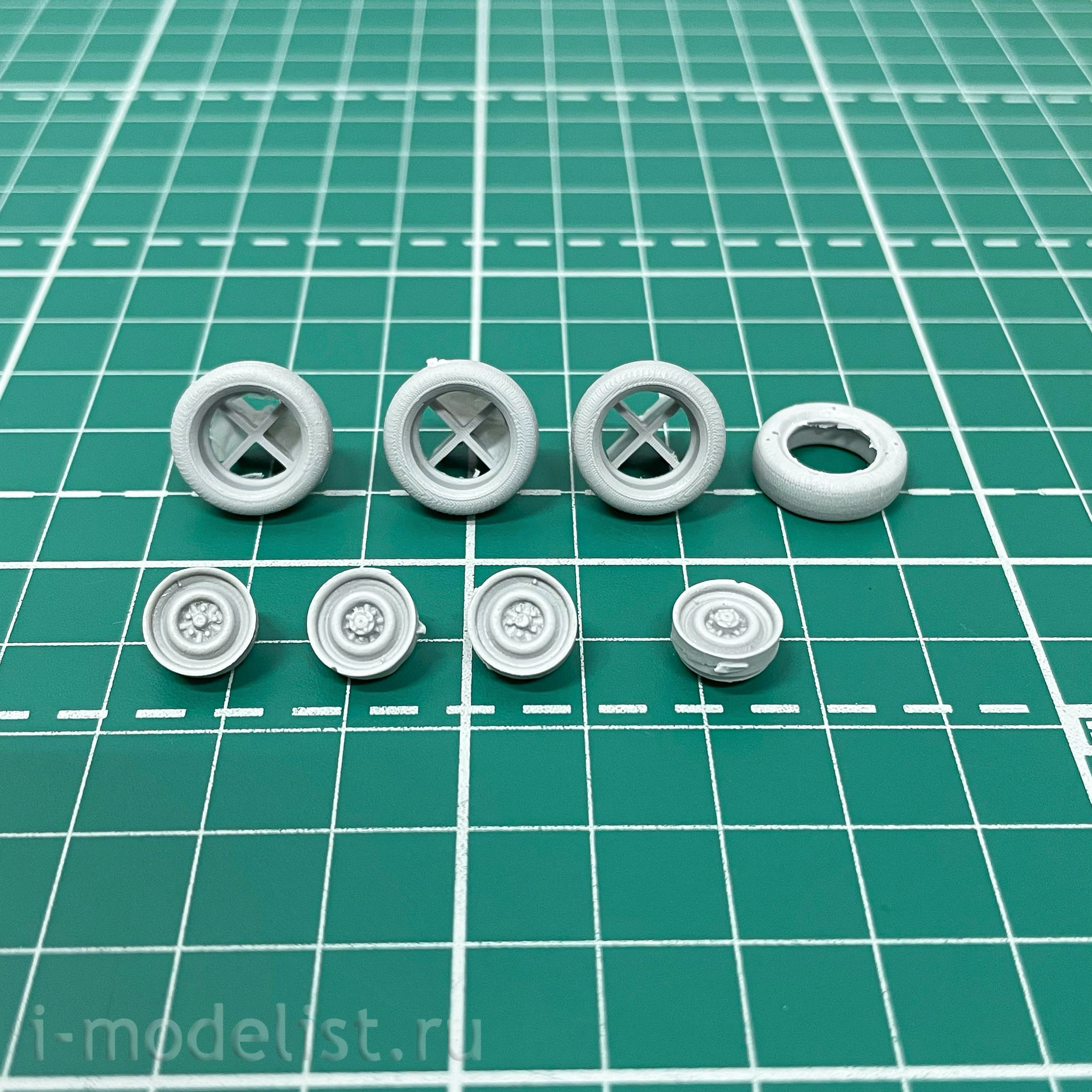 1516AVD AVD Models 1/43 Van ERAZ-3218
