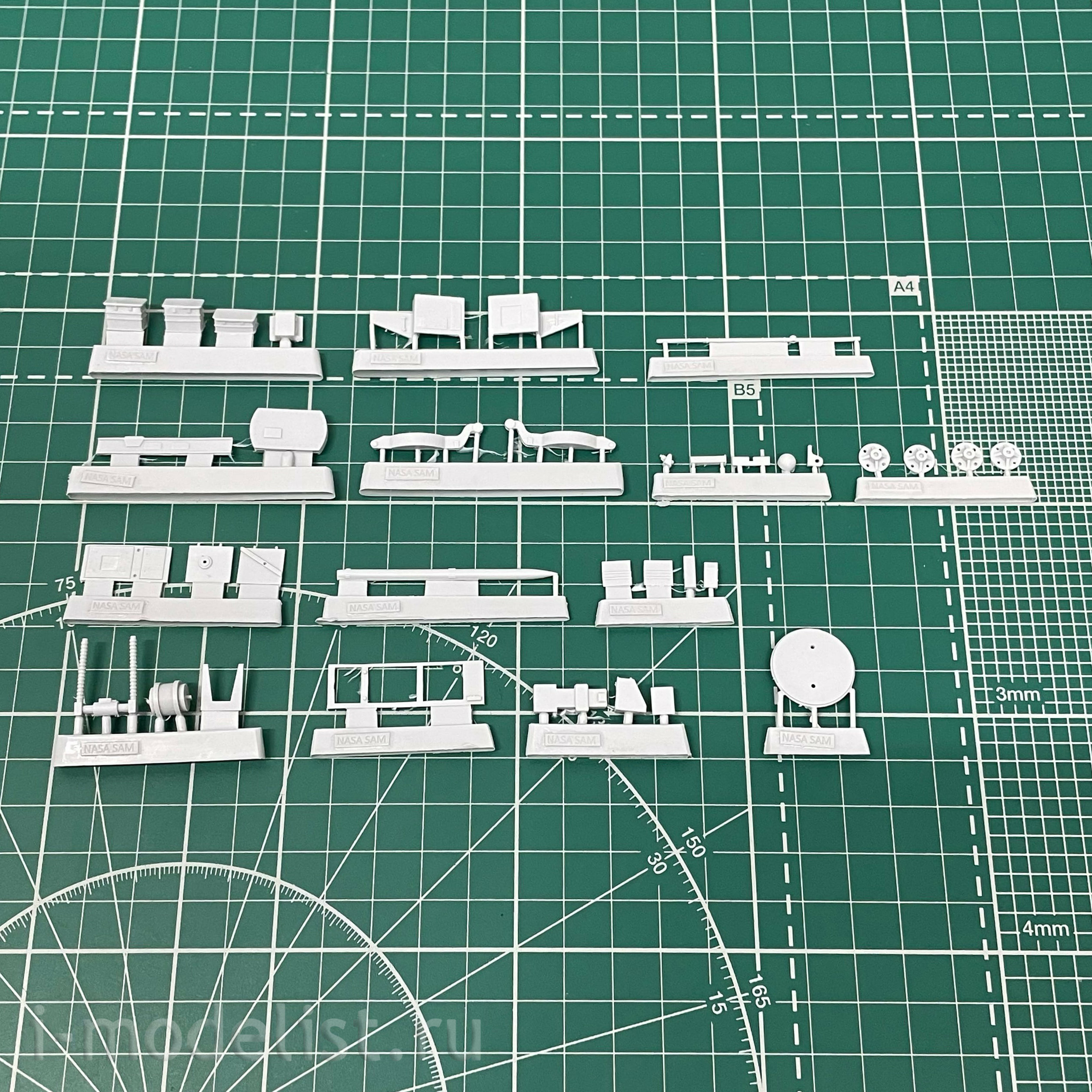 GR72Rk008 Facet 1/72 NASAMS SAM