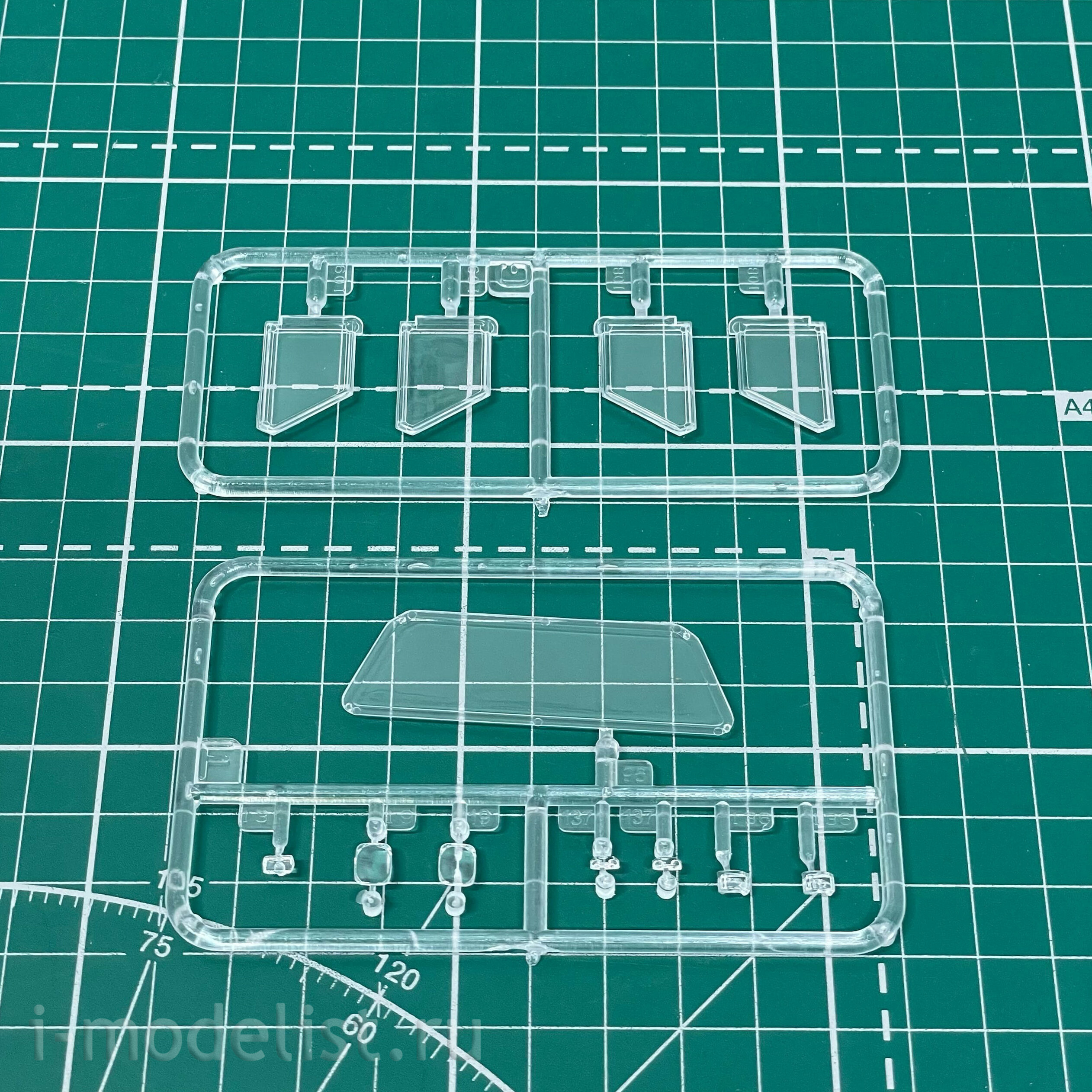 03284 Revell 1/35 Dingo 2 GE A2.3 PatSi armored personnel Carrier