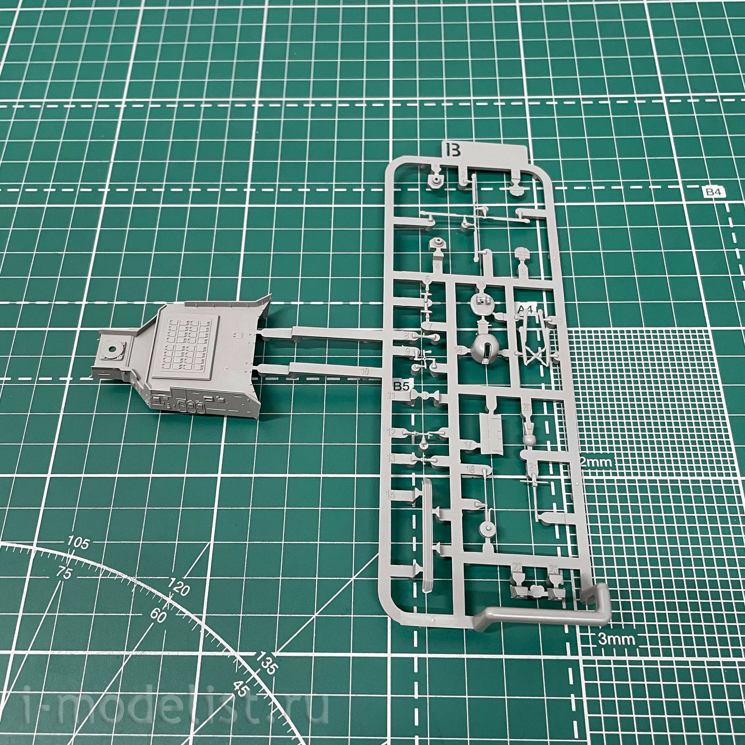 6001 Takom 1/350 Saxony-class frigate