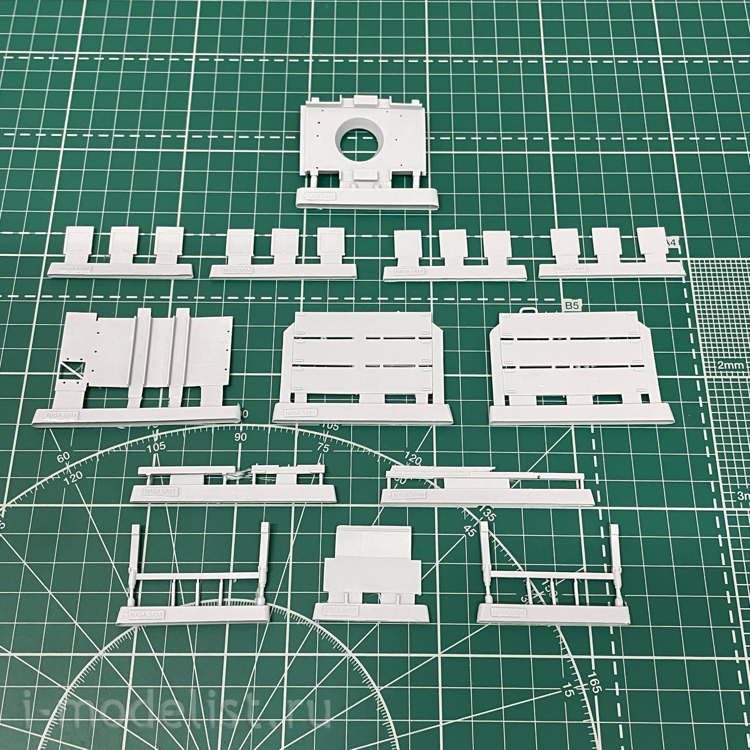 GR72Rk008 Facet 1/72 NASAMS SAM