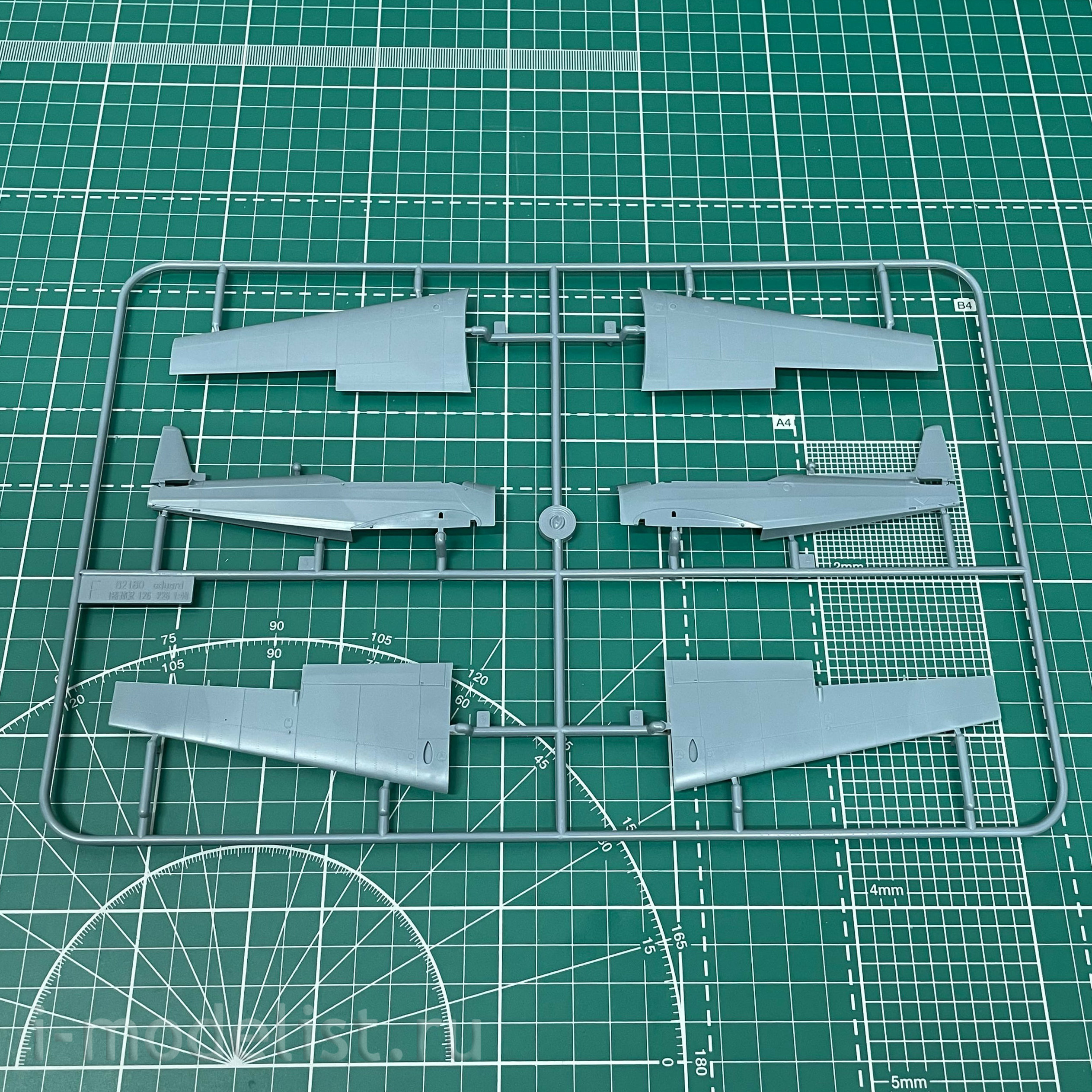 11156 Eduard 1/48 Aircraft Z-126 TRENÉR (Dual Combo Limited edition)