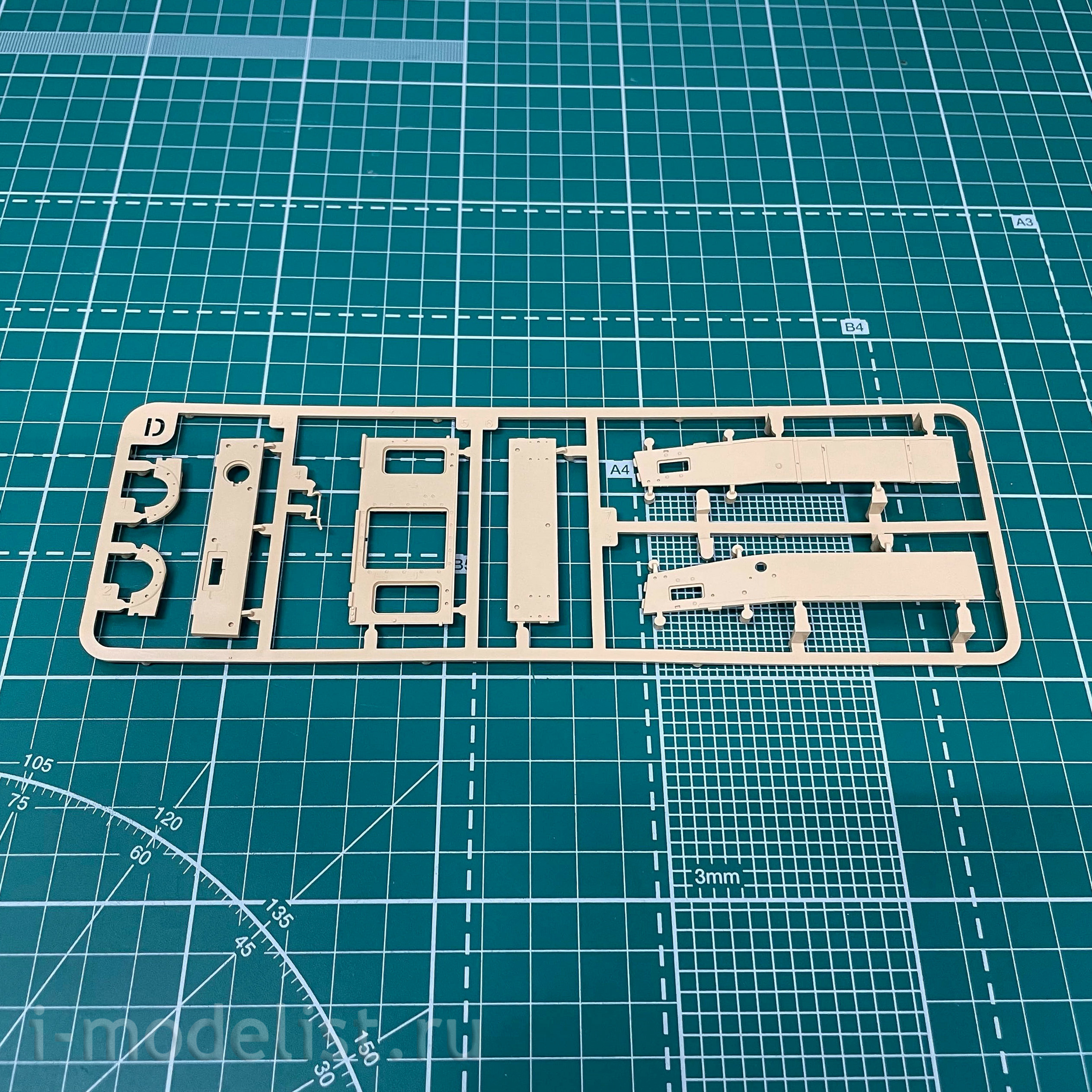 RM-5053 Rye Field Model 1/35 Medium Tank Pz.Kpfw.IV Ausf. G Sd.Kfz. 161/1