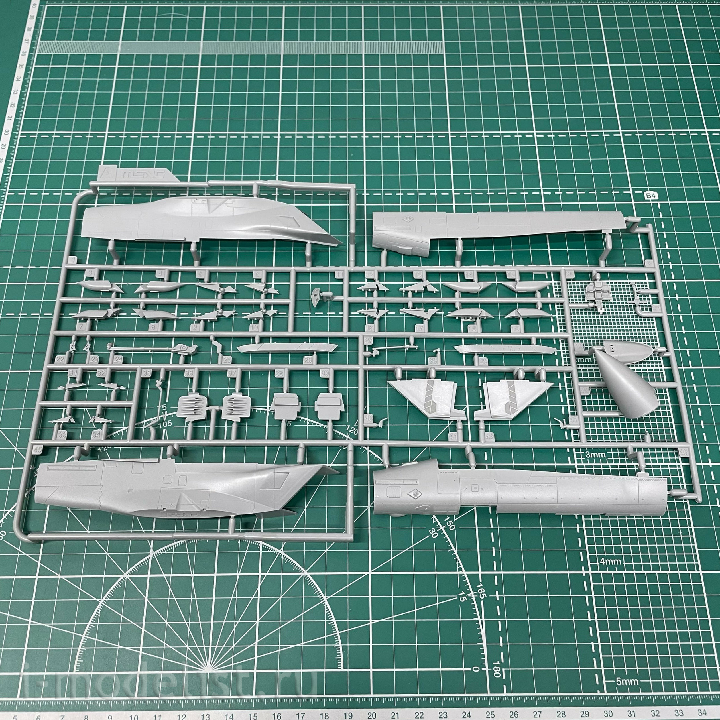 LS-013 Meng 1/48 Fighter F/A-18F Super Hornet
