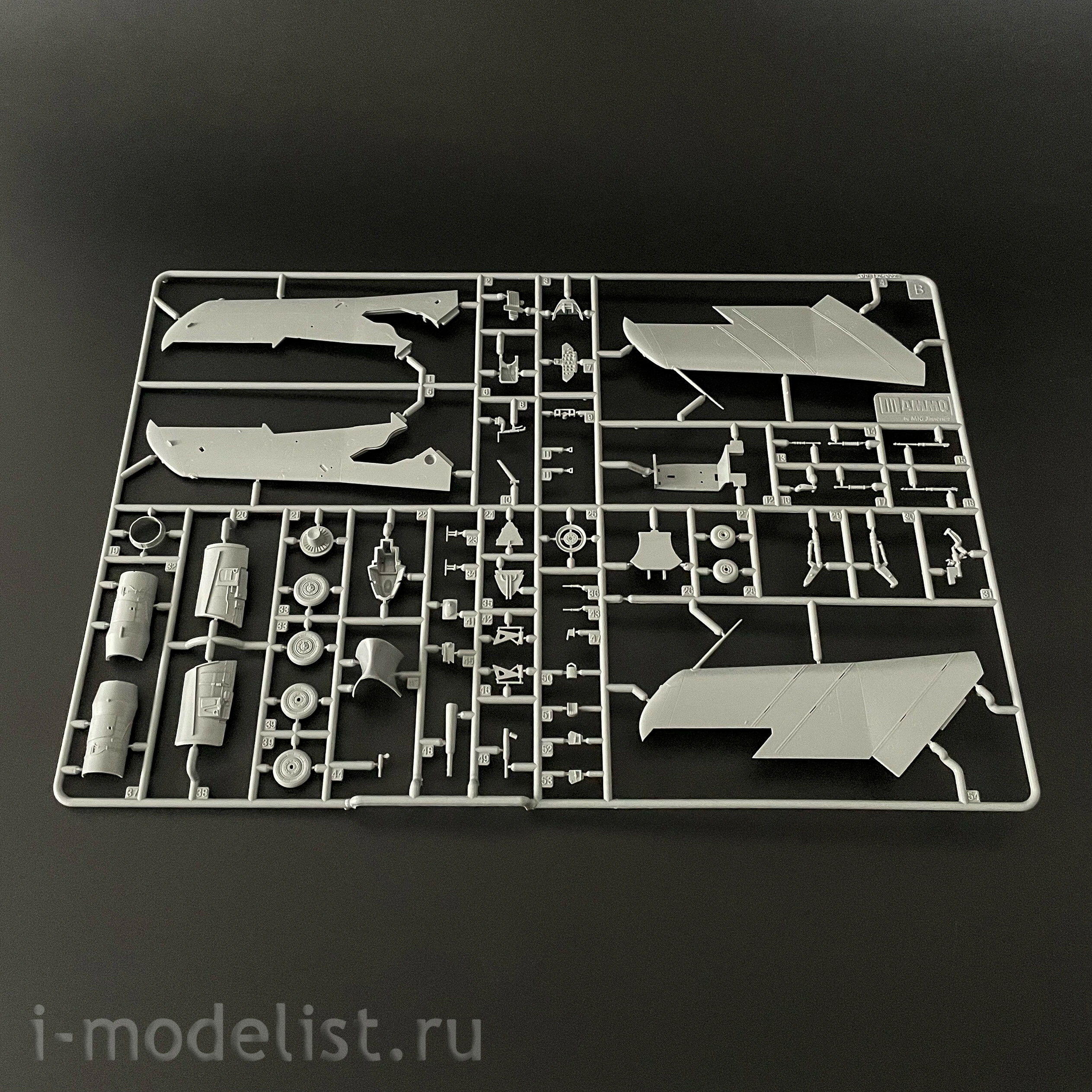 AMIG8512 Ammo Mig 1/48 M-17F/LIM-5 Fighter, U.S.S.R.-G.D.R., Premium version