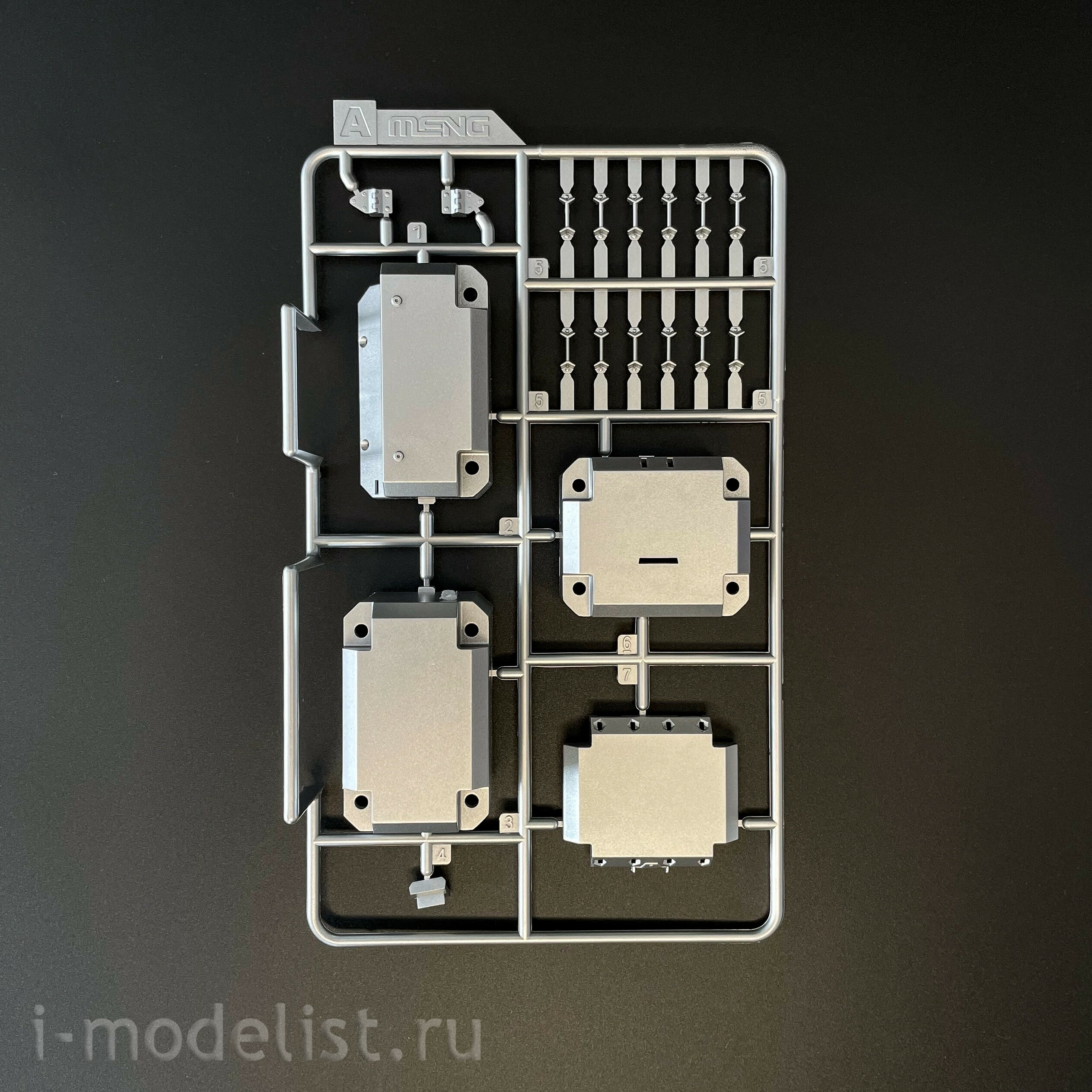 SPS-091s Meng 1/9 Багажные ящики BMW R1250GS ADV (Предварительно окрашенная версия)