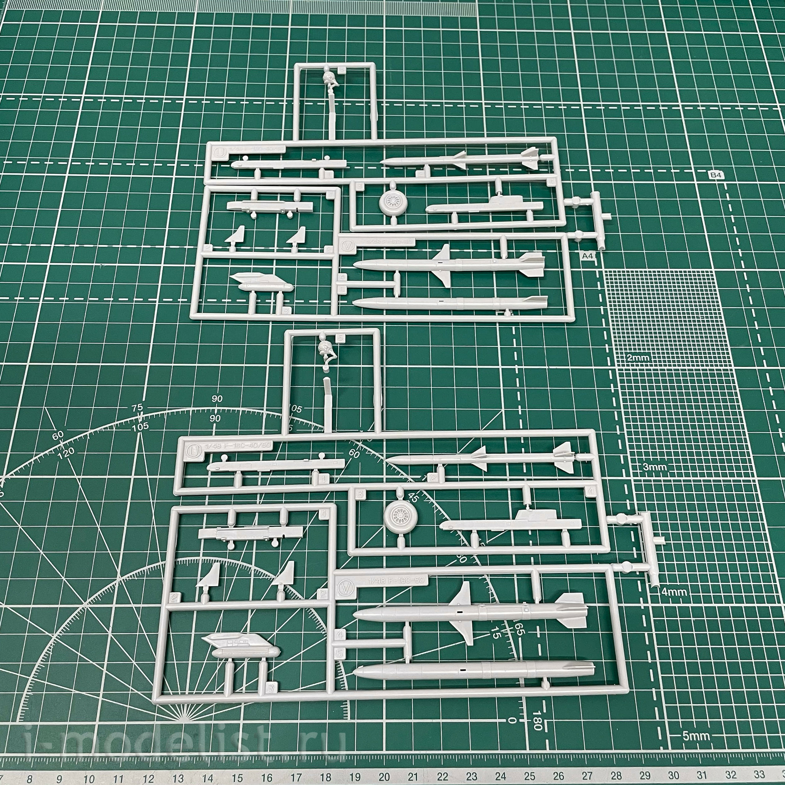 07232 Hasegawa 1/48 F16CJ Fighting Falcon Misawa Japan