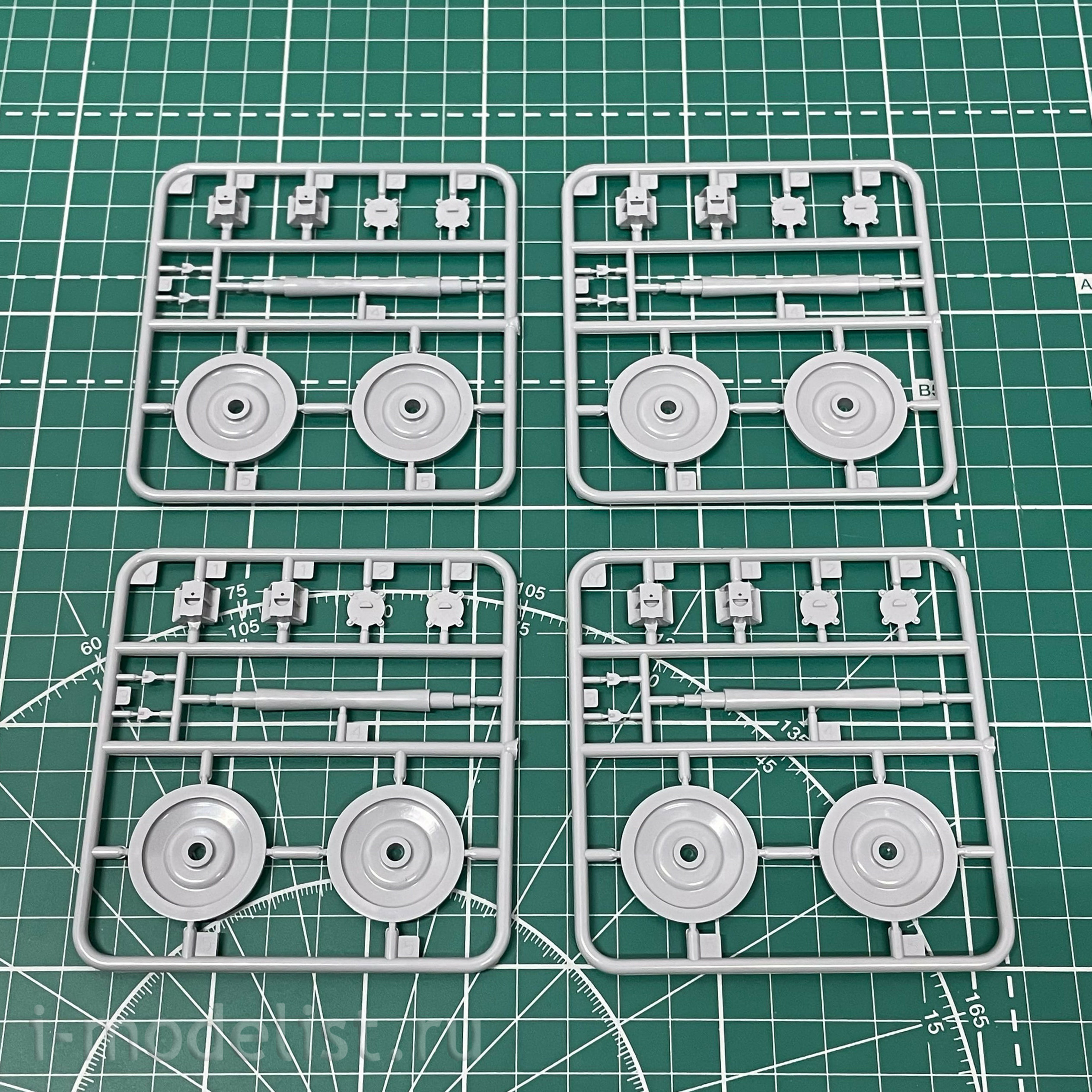 35A05 Sabre Model 1/35 German Railway platform Genuine SSyms 6-Axle 80 t
