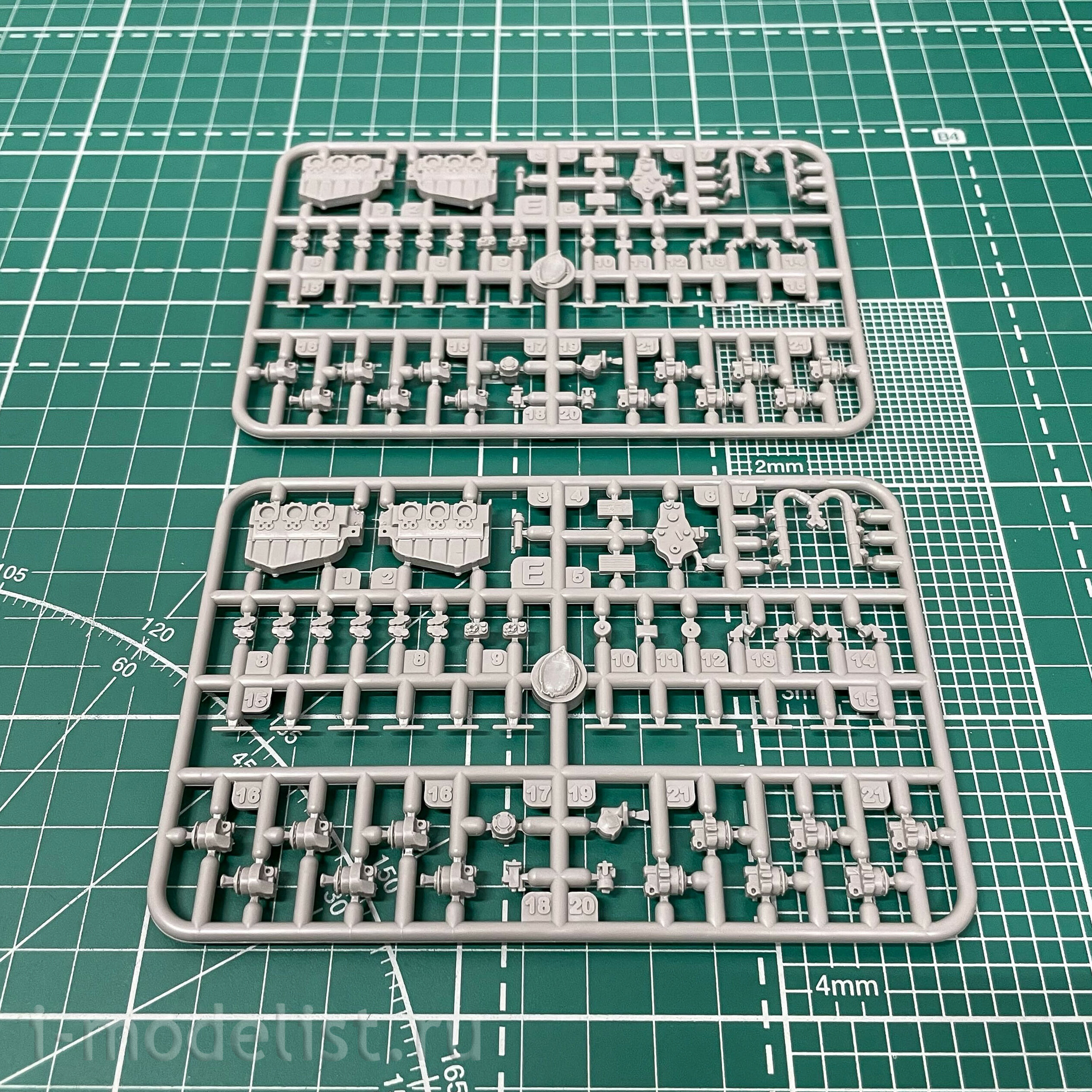 628 Roden 1/32 Aircraft Reims FTB337G LYNX 
