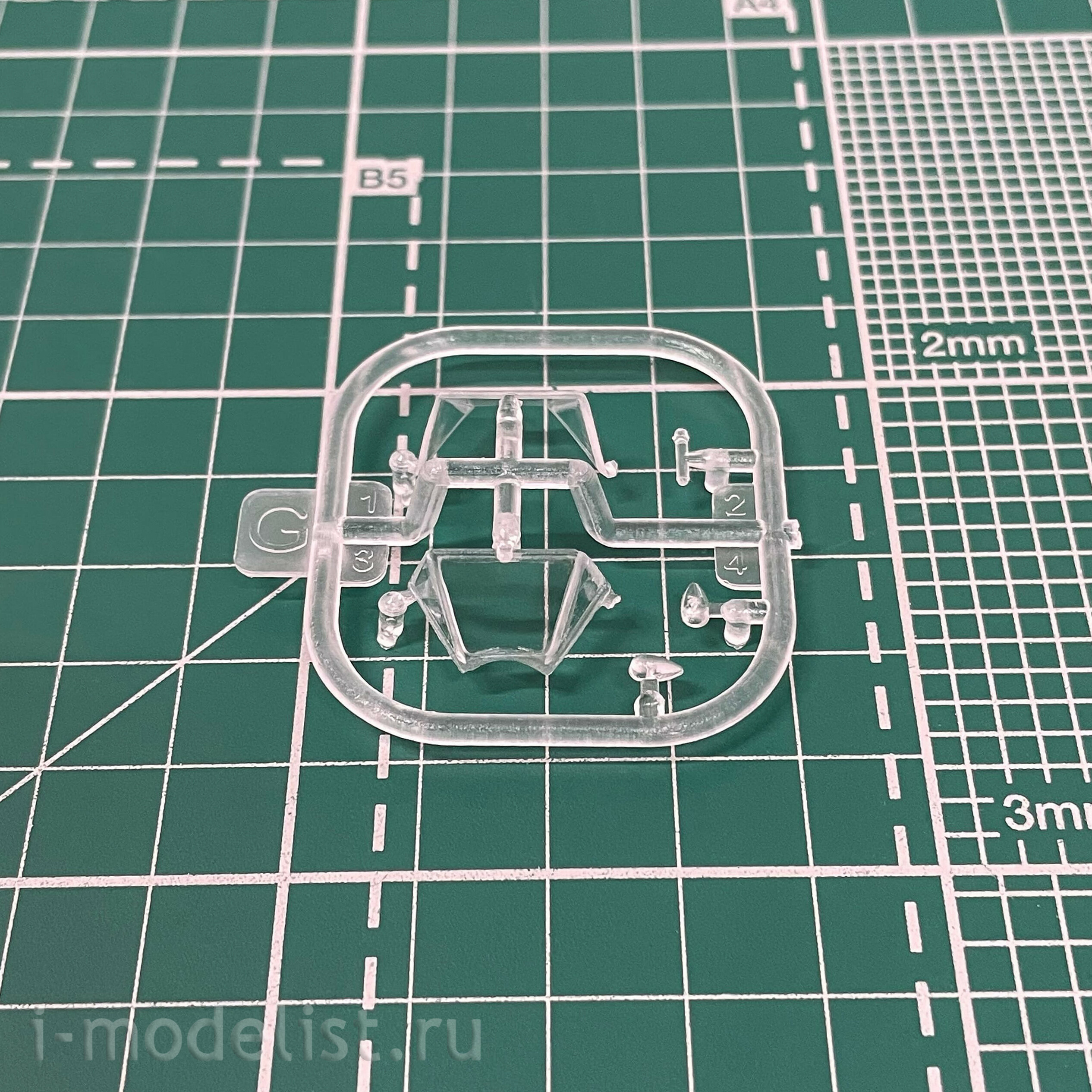 631 Roden 1/32 Boeing Stearman PT-17 Kaydet Aircraft