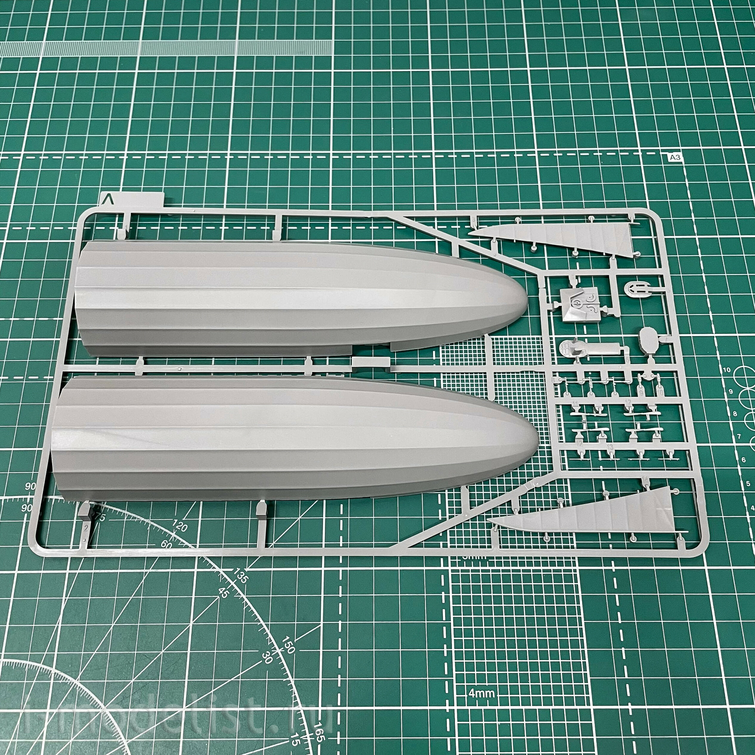 6002 Takom 1/350 Zeppelin P Class Airship