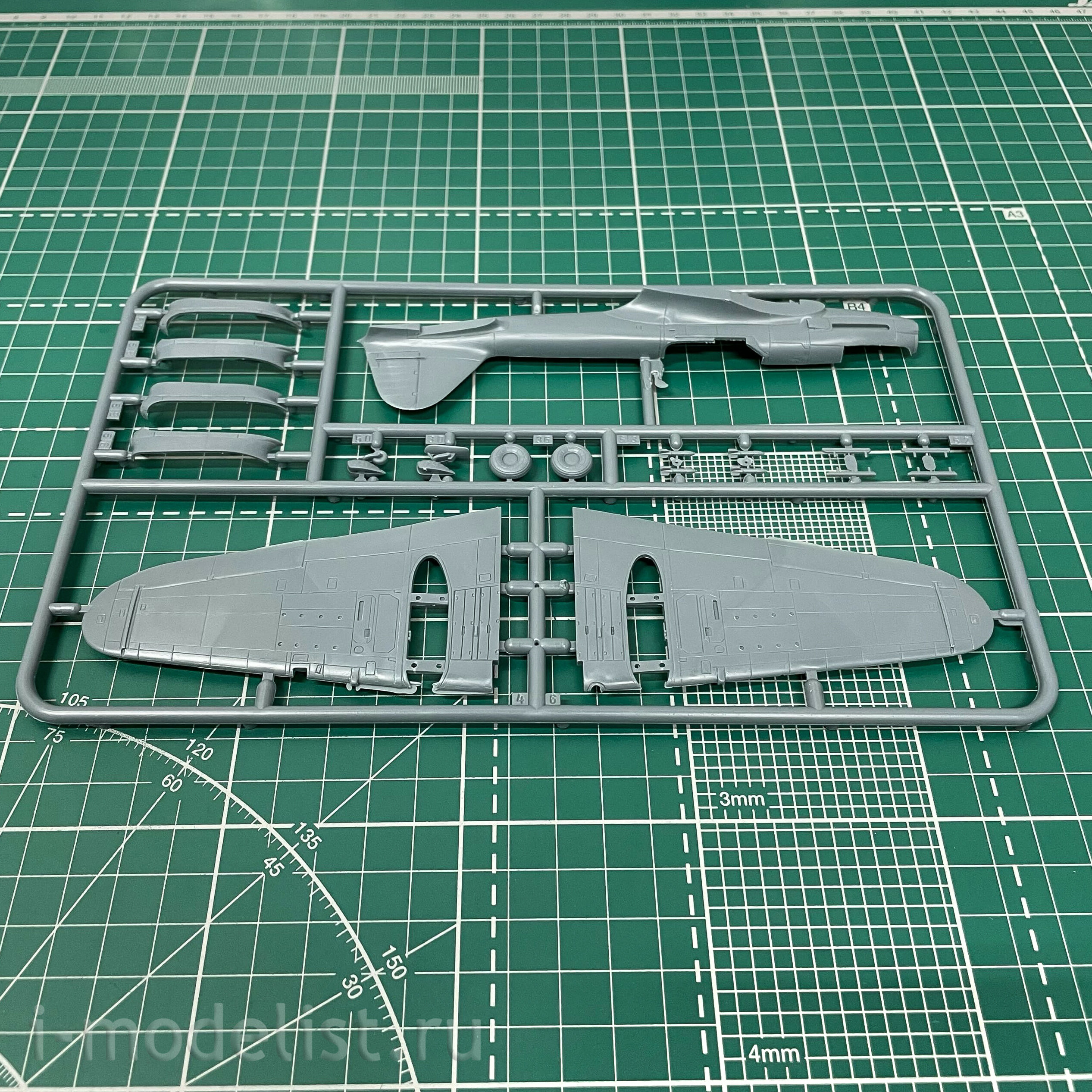 207238 Modeler 1/72 Soviet single-seat attack aircraft 
