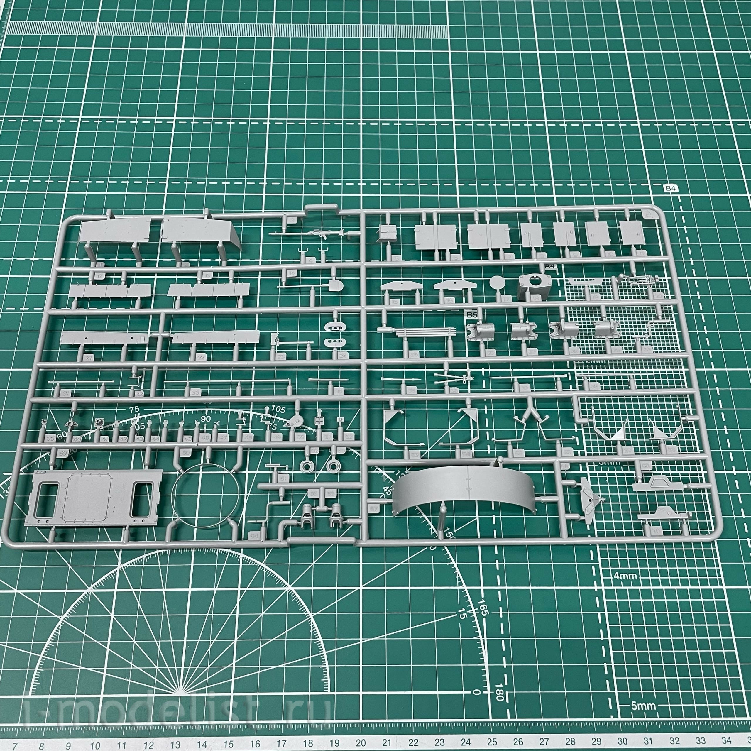 BT-007 Border Model 1/35 ZSU Möbelwagen 3.7cm Flak auf Fgst. Pz.Kpfw. IV (Sf)