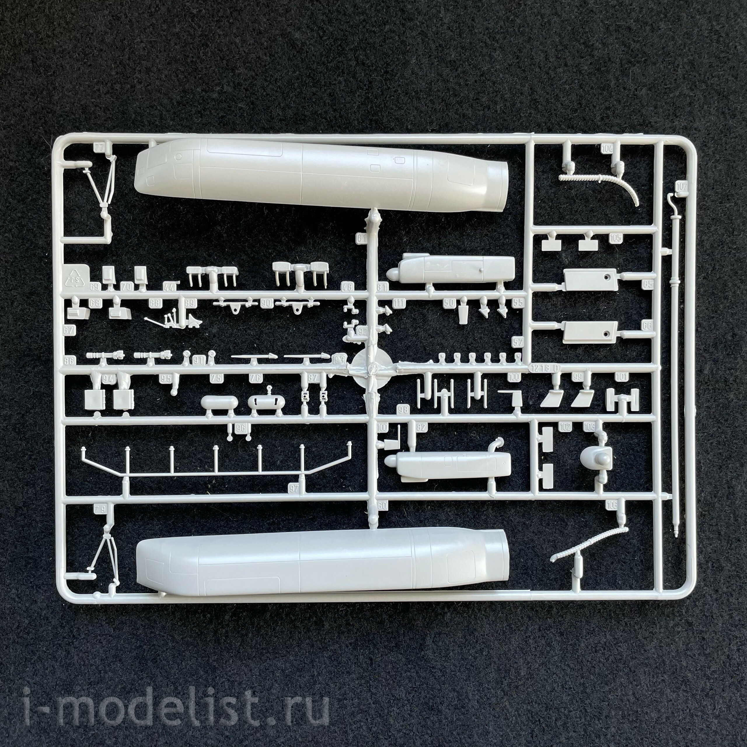 1218 Italeri 1/72 MH-47E SOA Chinook Helicopter