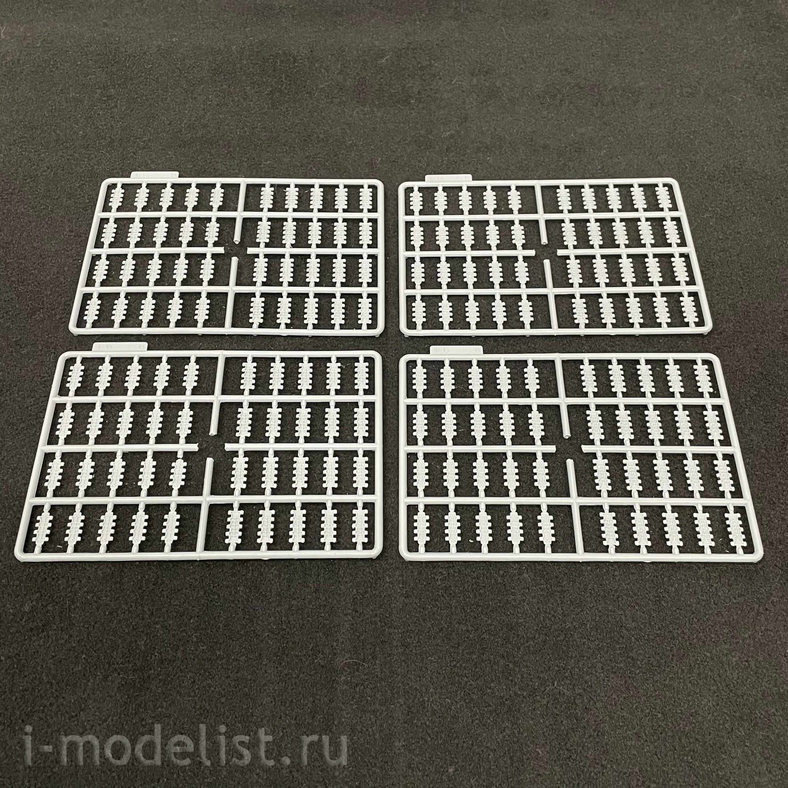 3502 Maket 1/35 Tank 34/85 sample 1945 and a set of accessories