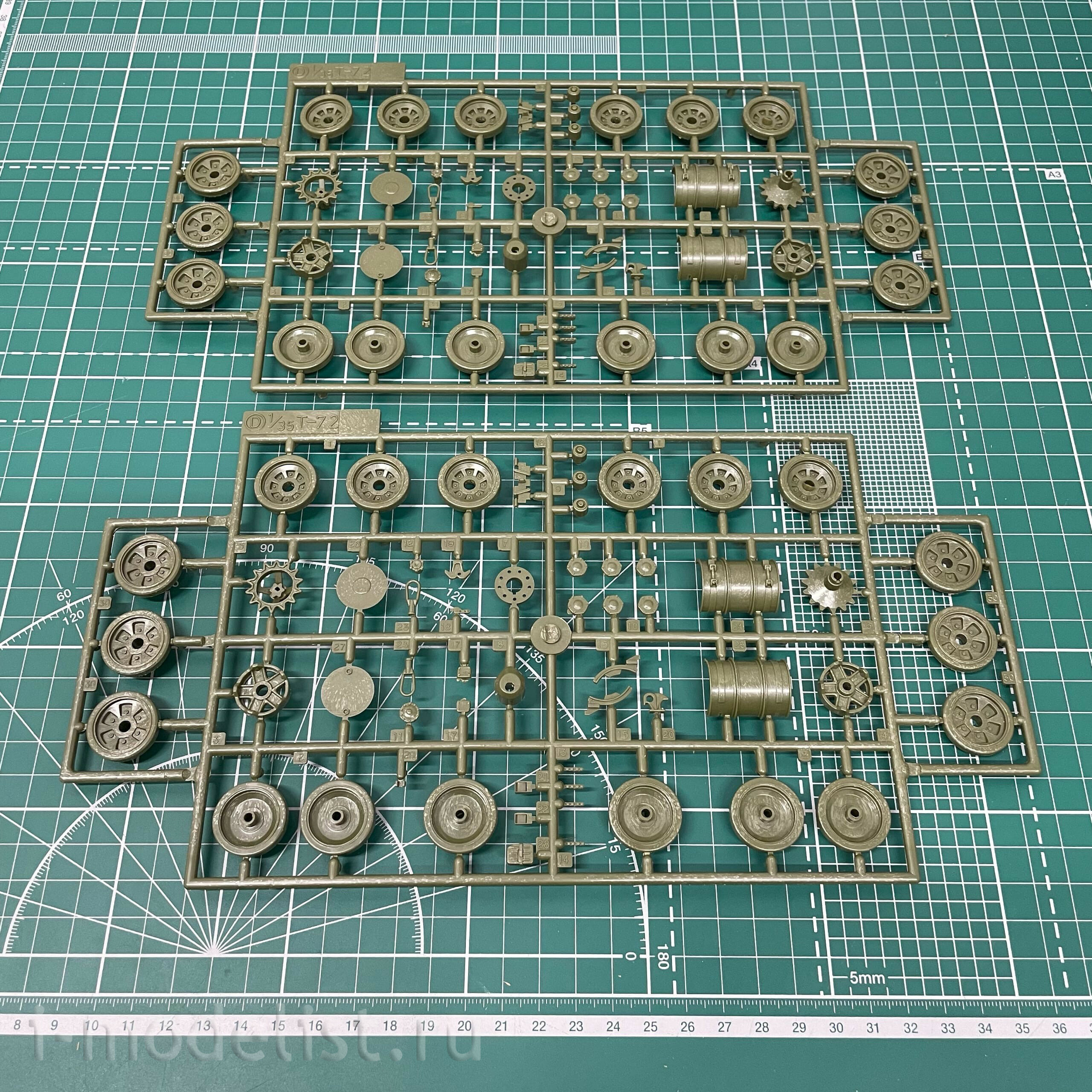 3550 Zvezda 1/35 Soviet t-72B tank