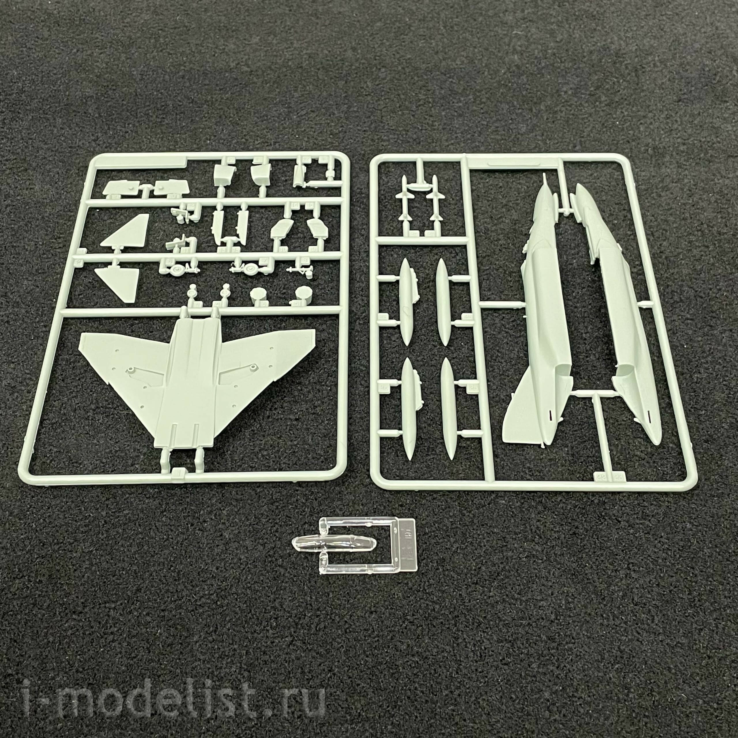 12605 Academy 1/144 F4E Phantom II
