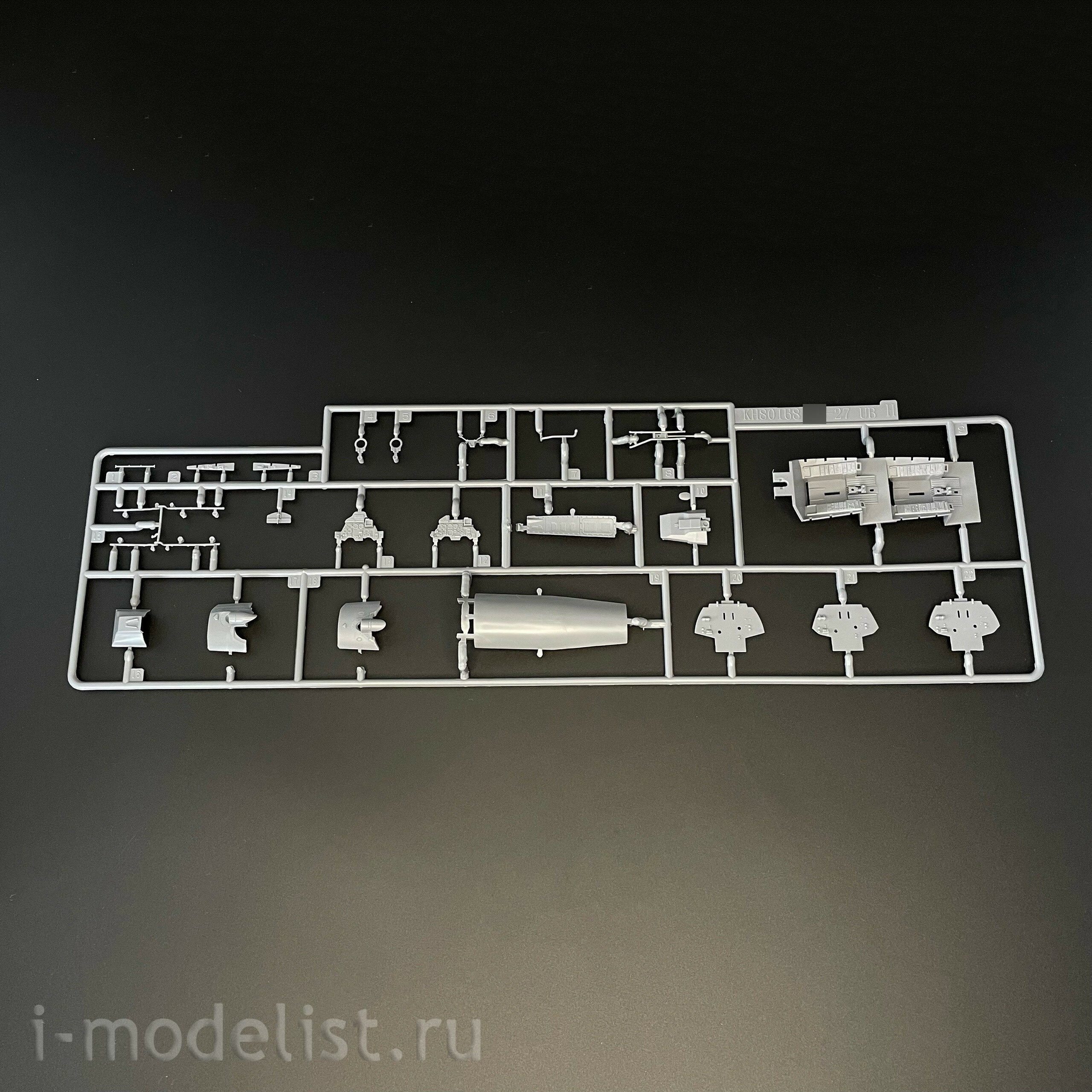 KH80168 Zimi Model 1/48 Российский истребитель С-27УБ (Flanker-C)